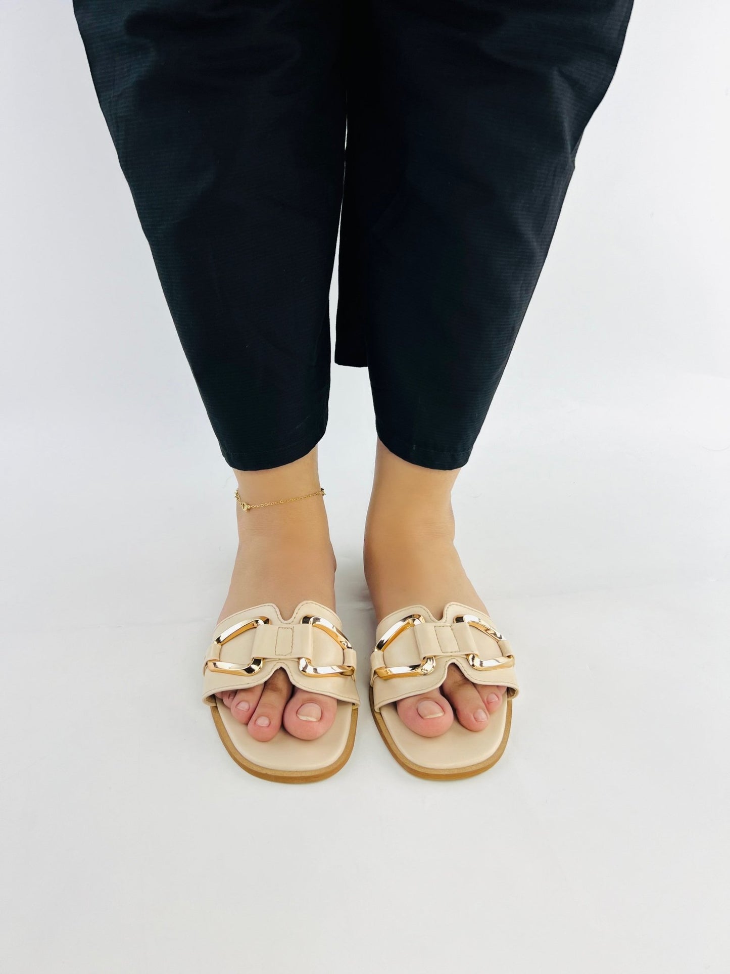 Chain Link Beige Slides (11080) - Spunkz