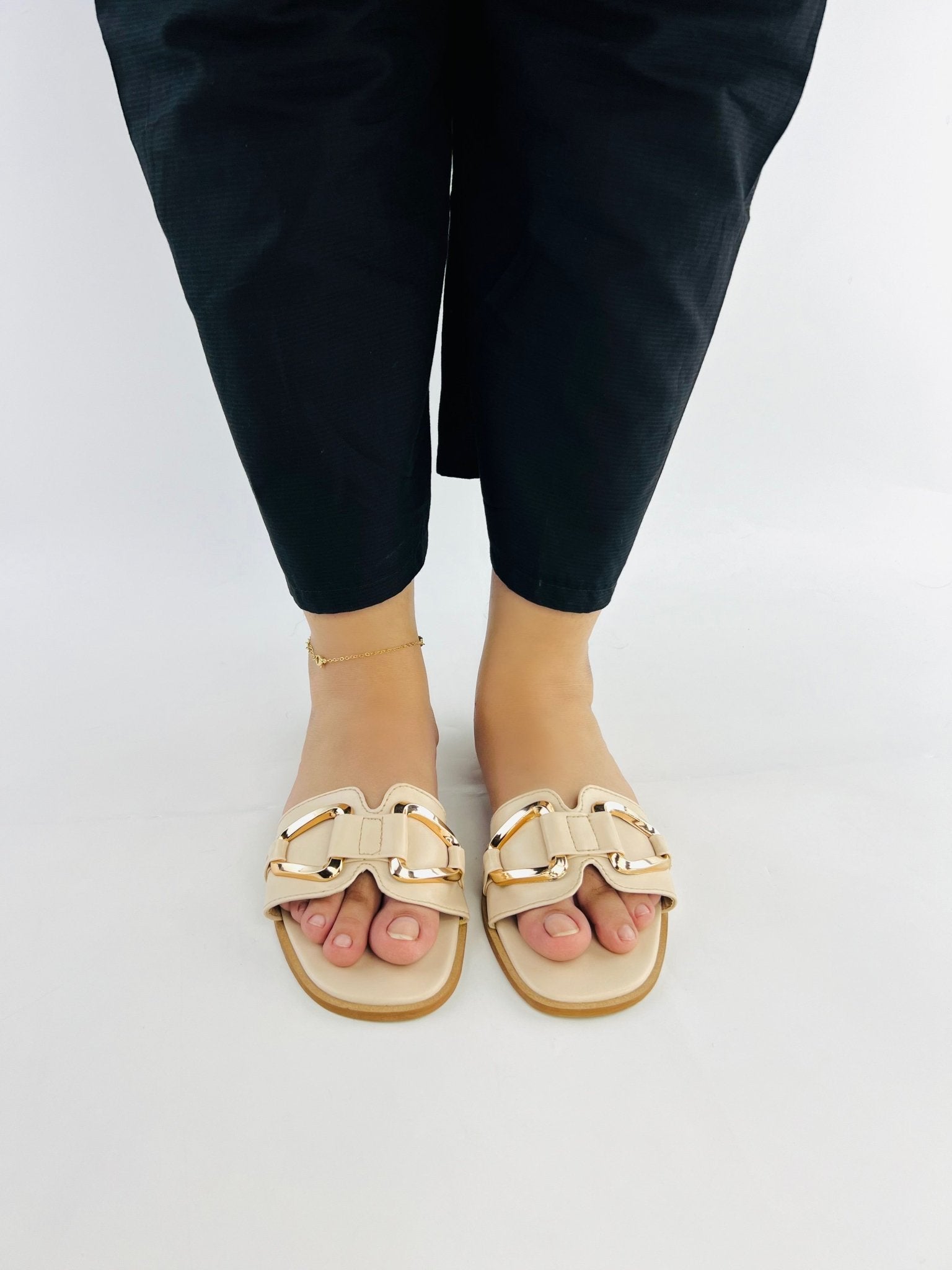 Chain Link Beige Slides (11080) - Spunkz