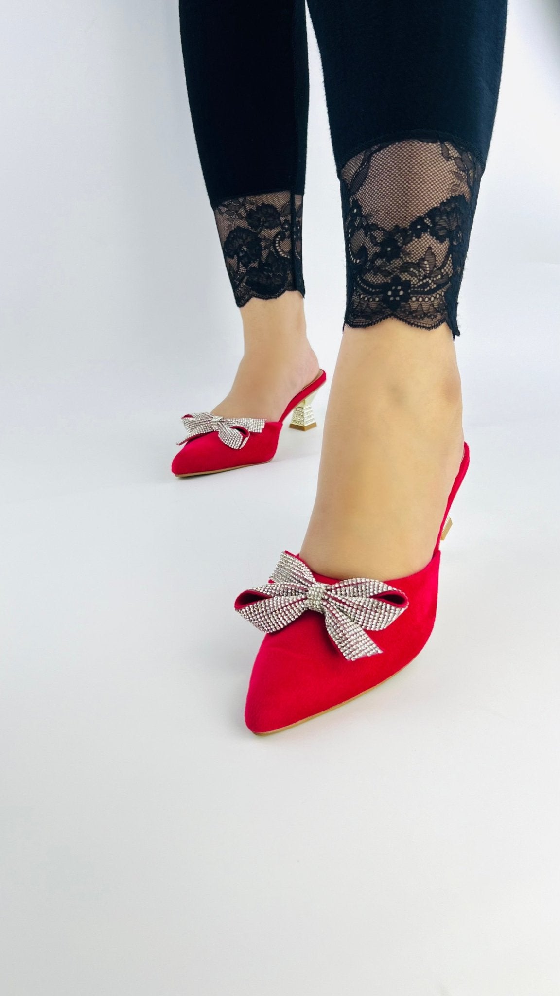 Velvet Bow Heel (Red) - Spunkz