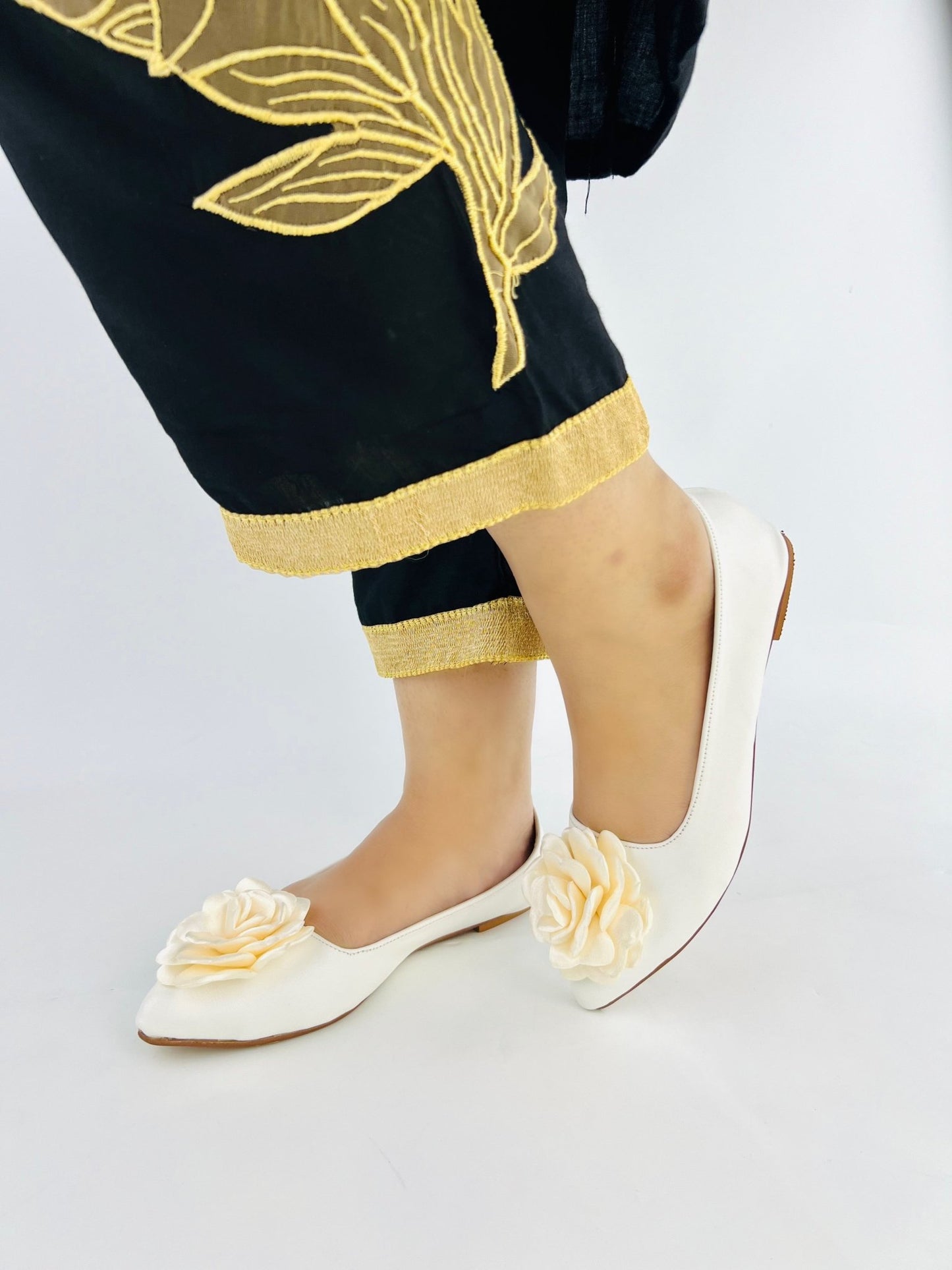 Silk Flower Pumps (11045) - Spunkz