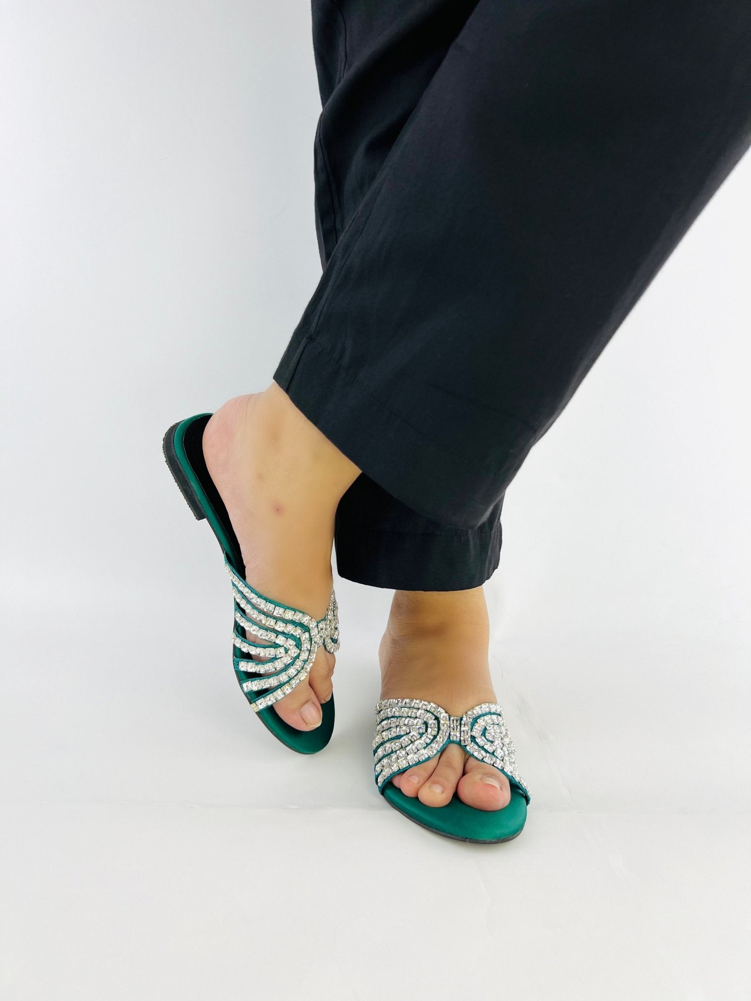 Jamie Green Flat Slippers (11035) - Spunkz