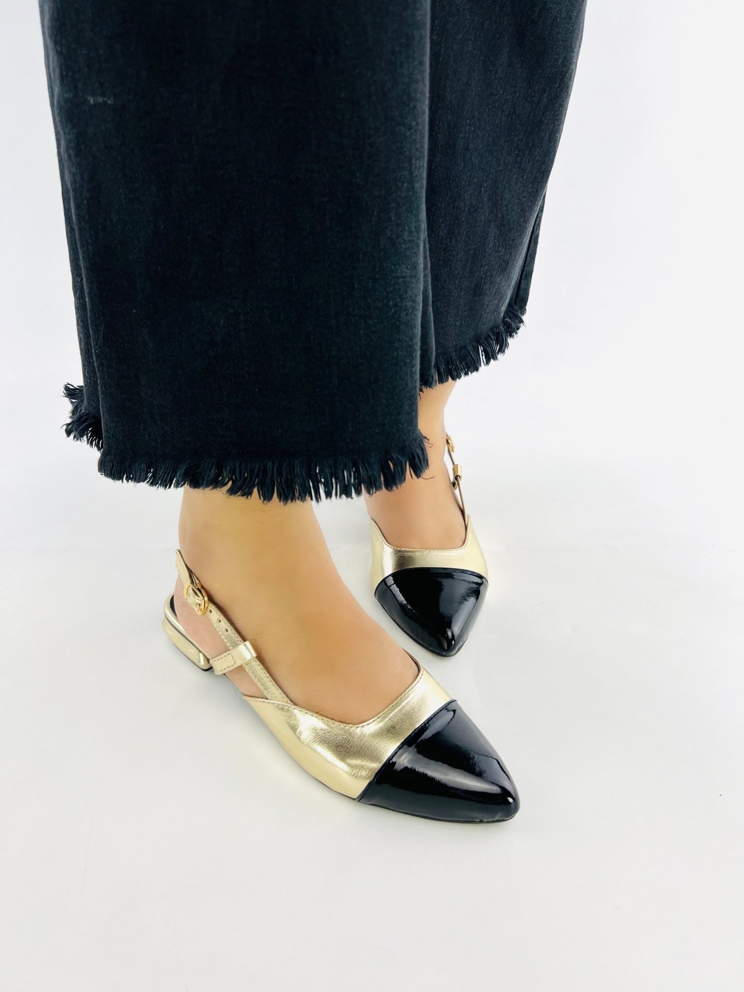 Gold Toe Pump (11001) - Spunkz