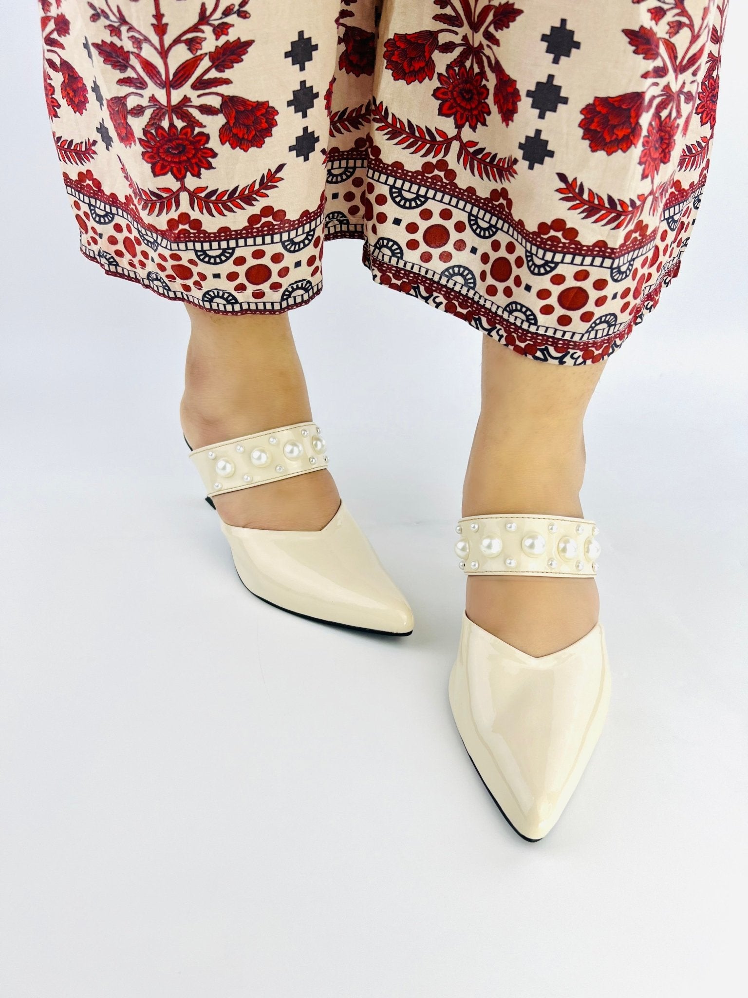 Pearl Beige Heeled Sandals - Spunkz