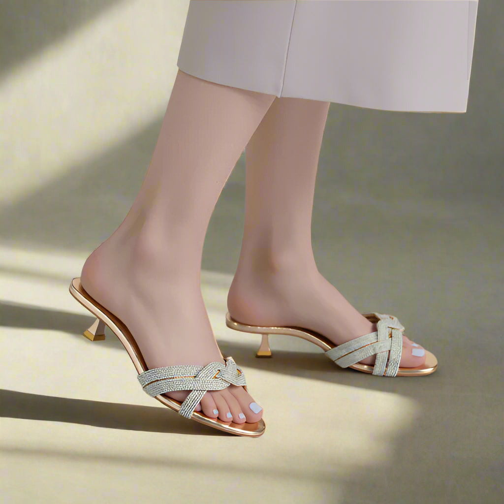 Party Heel (Golden)