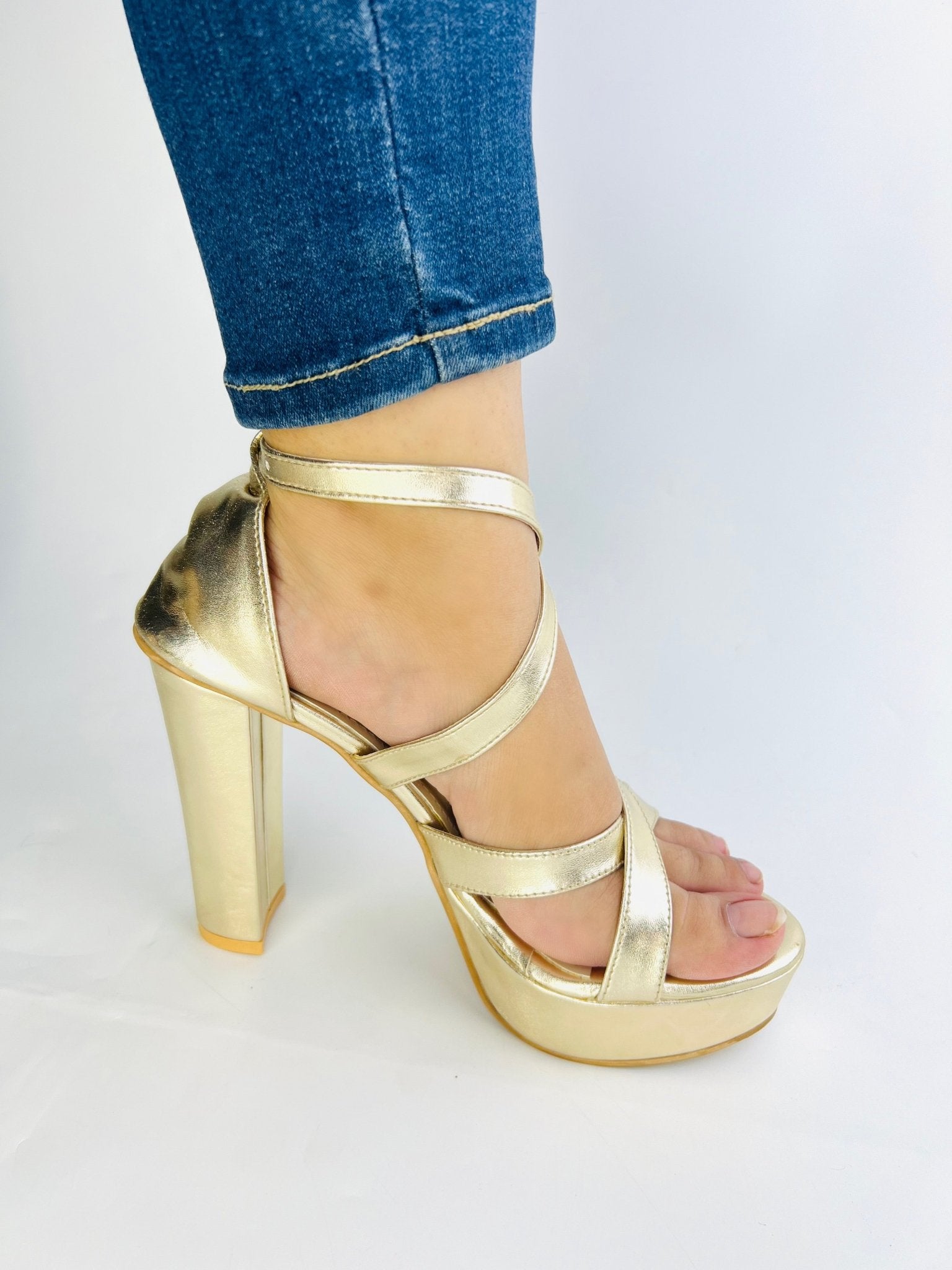 Strappy Gold Chunky Heel (11057) - Spunkz