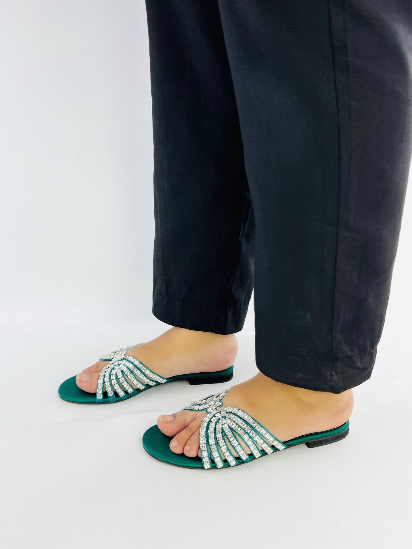 Jamie Green Flat Slippers (11035) - Spunkz