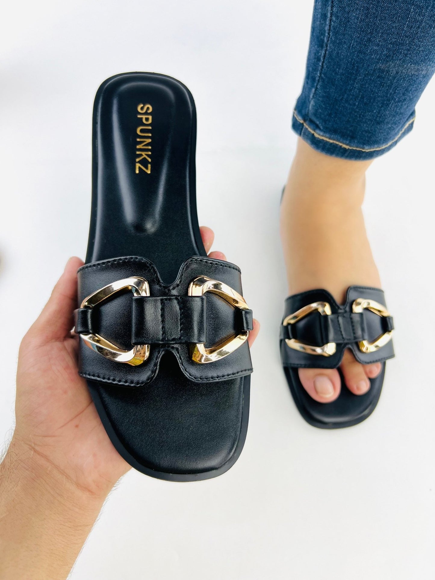 Chain Link Black Flats (11080) - Spunkz
