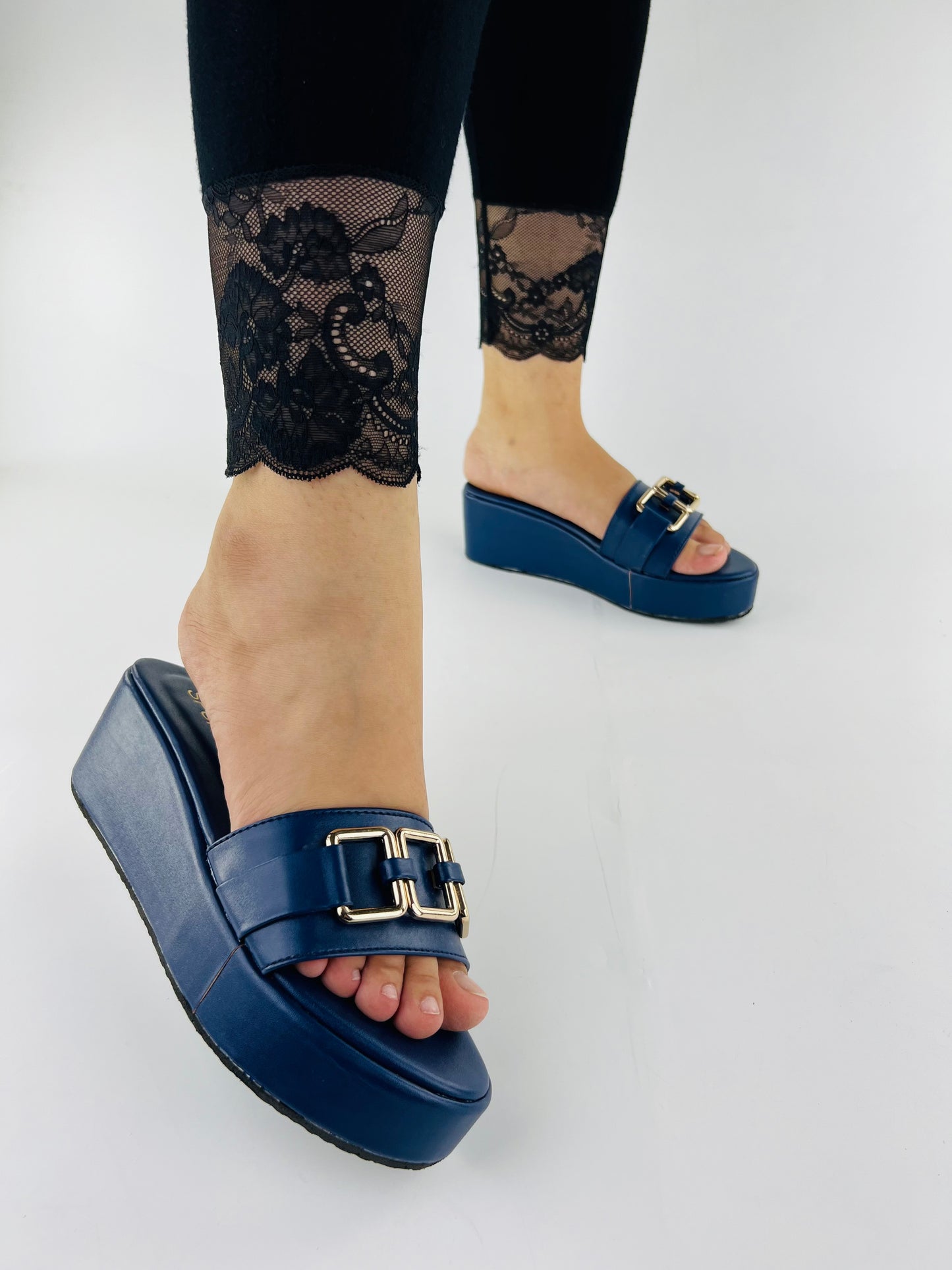 Chain Wedge (Blue)