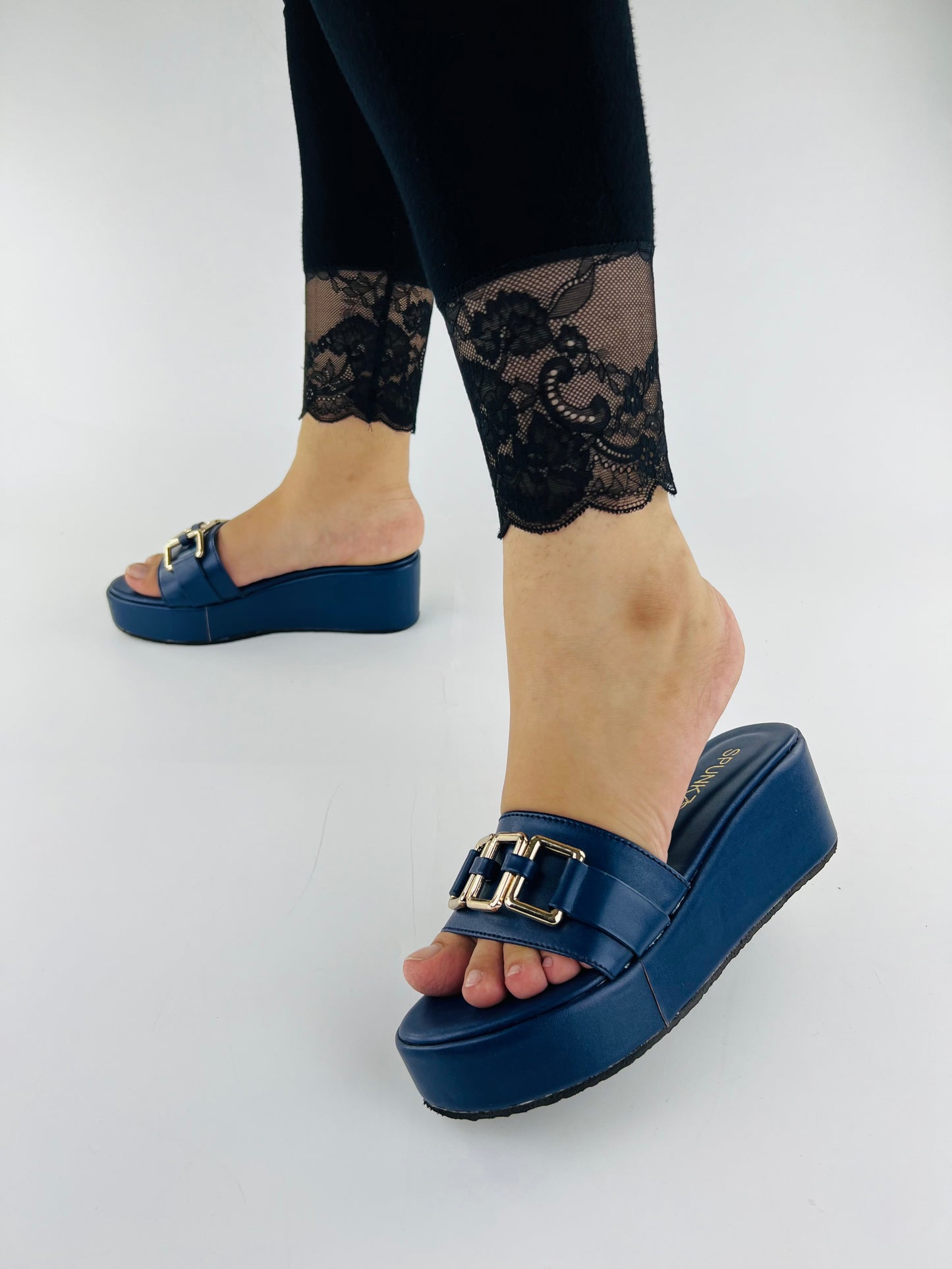 Chain Wedge (Blue)