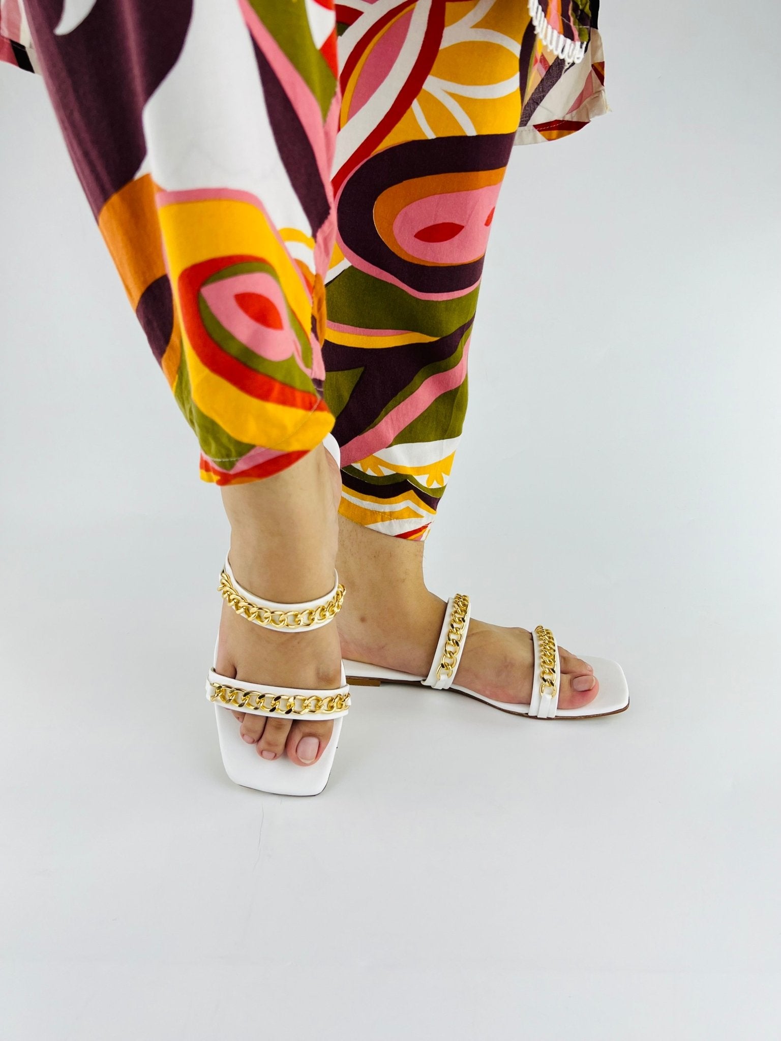 Ziva White Flat Slippers (11038) - Spunkz