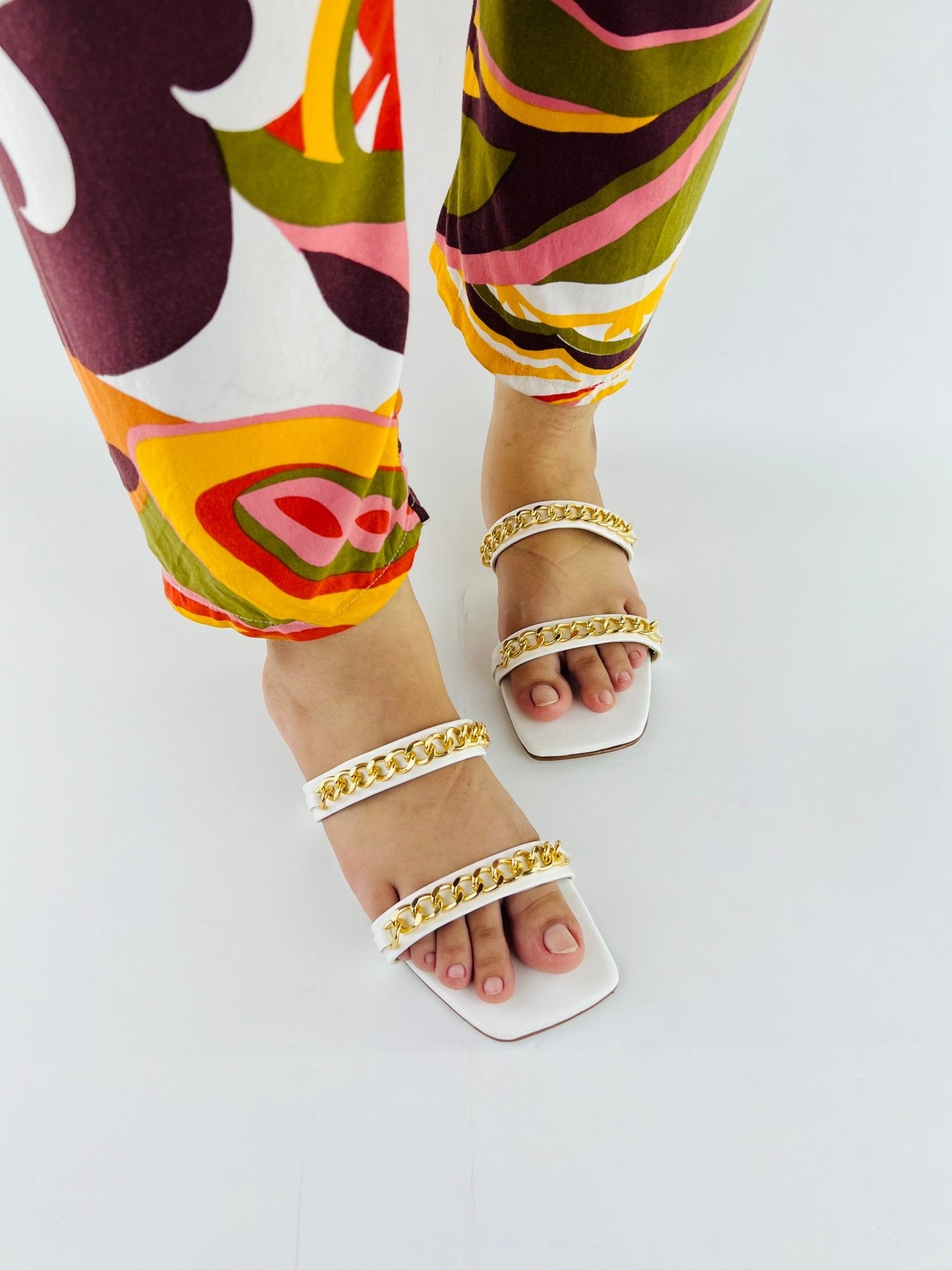 Ziva White Flat Slippers (11038) - Spunkz
