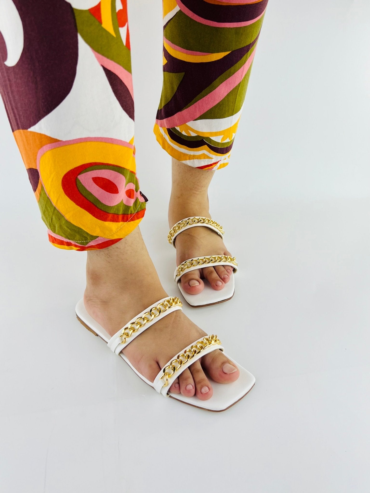 Ziva White Flat Slippers (11038) - Spunkz