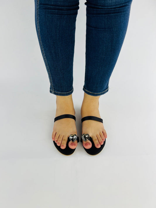 Heart Black Toe Ring Slides (11076) - Spunkz
