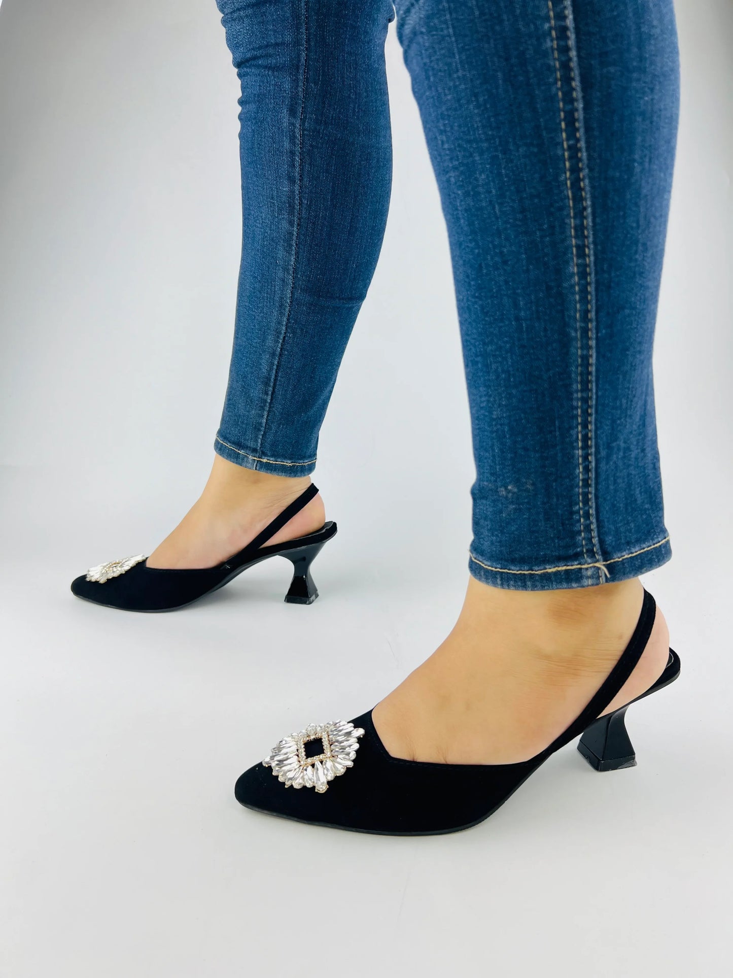 Camelia Black (11083) - Spunkz