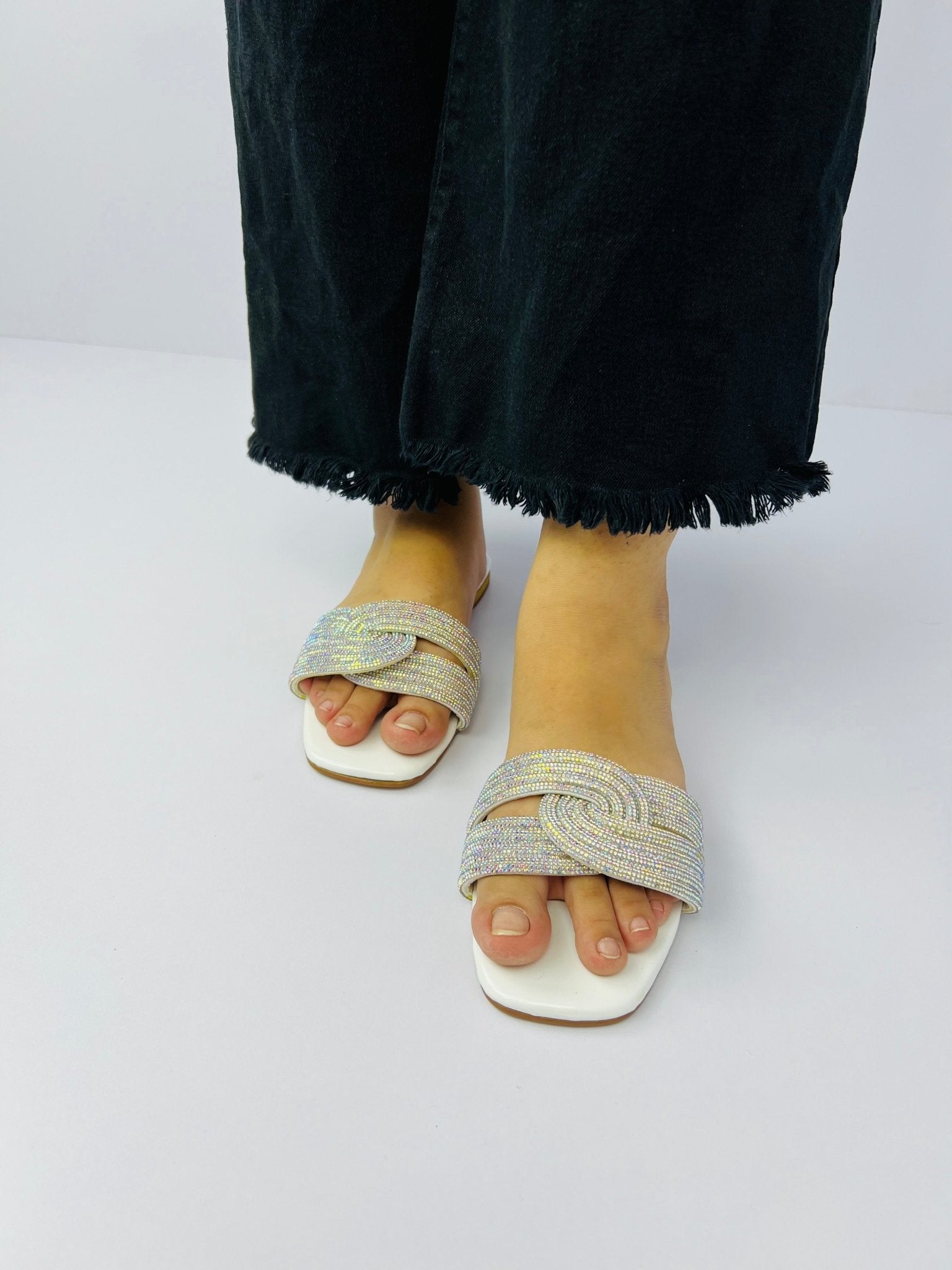 Diamanté White Flat Slides - Spunkz