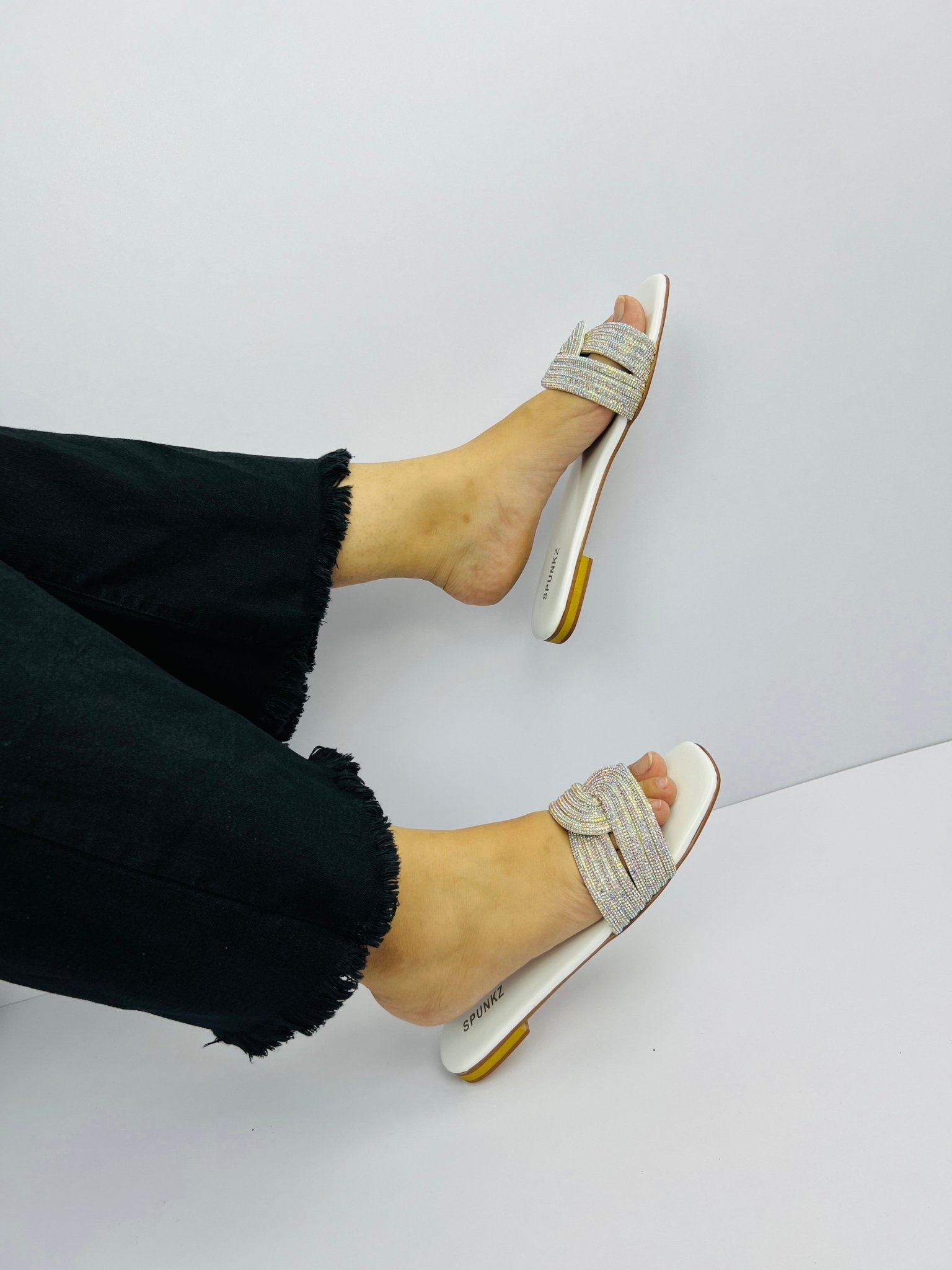 Diamanté White Flat Slides - Spunkz