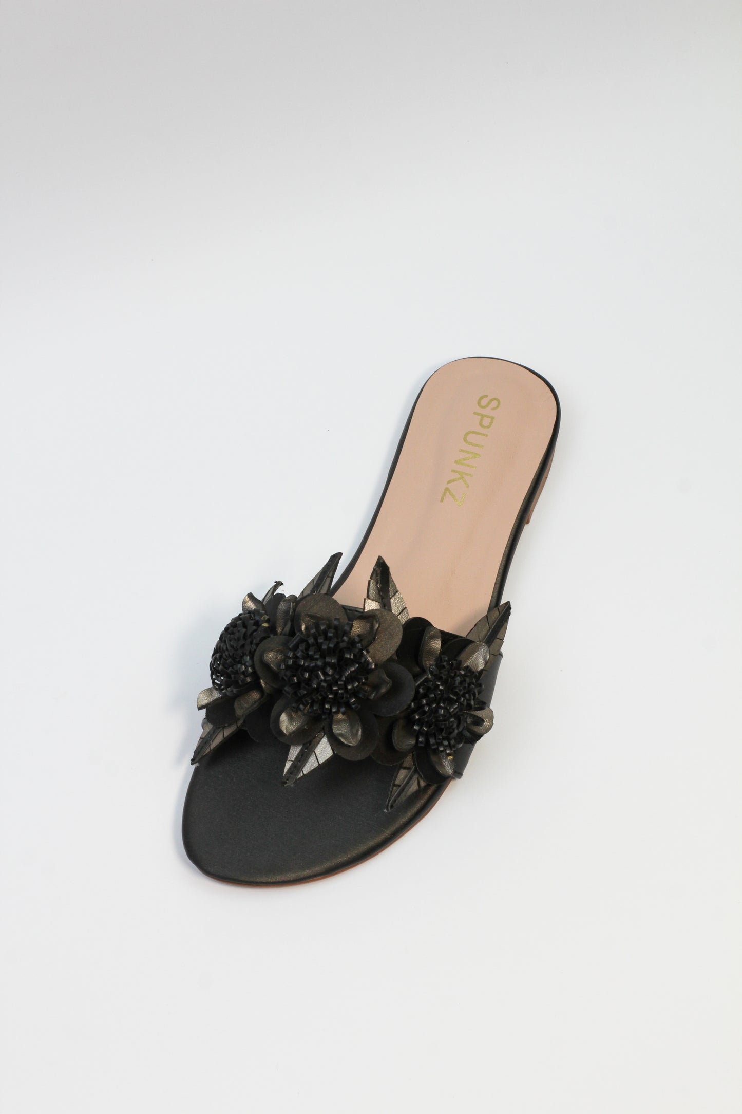 Lilico floral embellishments black sleek slide sandals - Spunkz