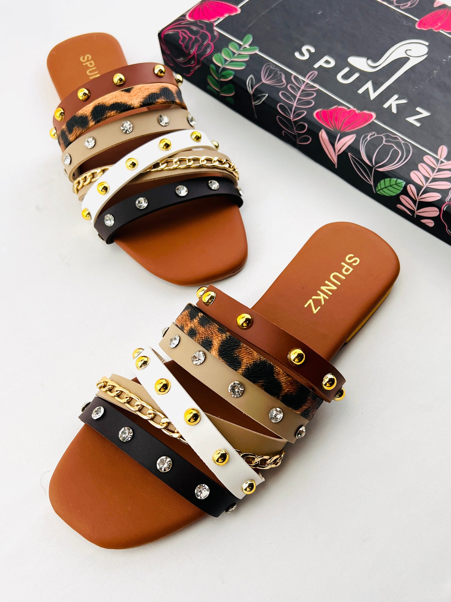 Leopard Strap Slippers (Brown)