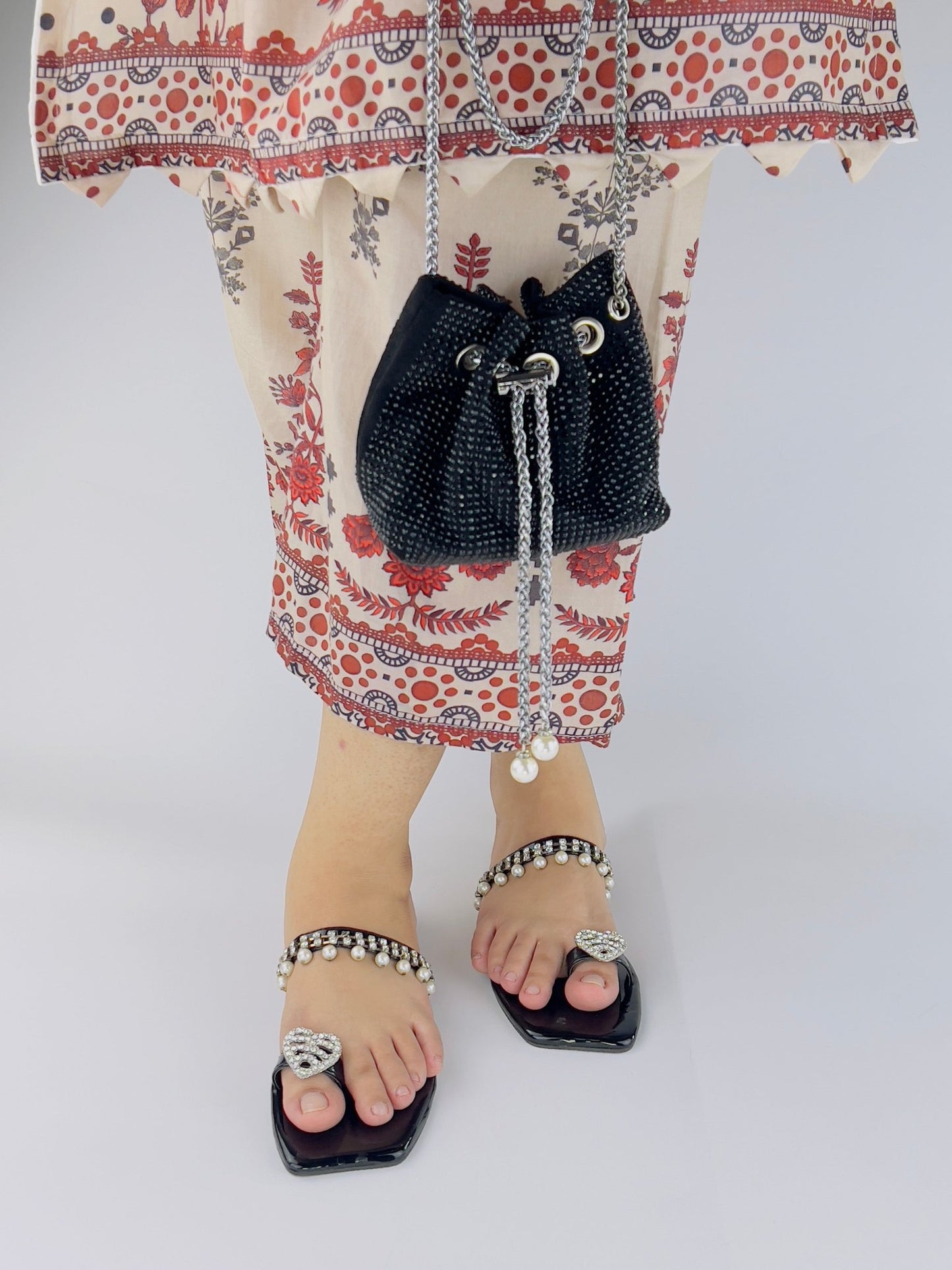 Zoe Black Slip On Flat Sandals (11072) - Spunkz