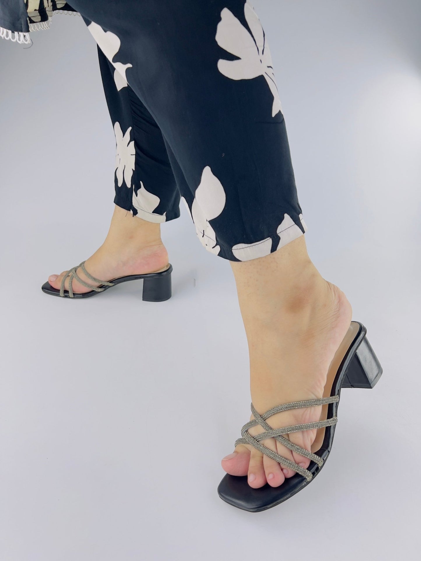 Alba Black (11052) - Spunkz