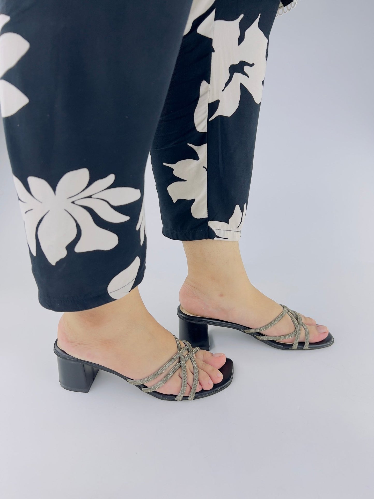 Alba Black (11052) - Spunkz
