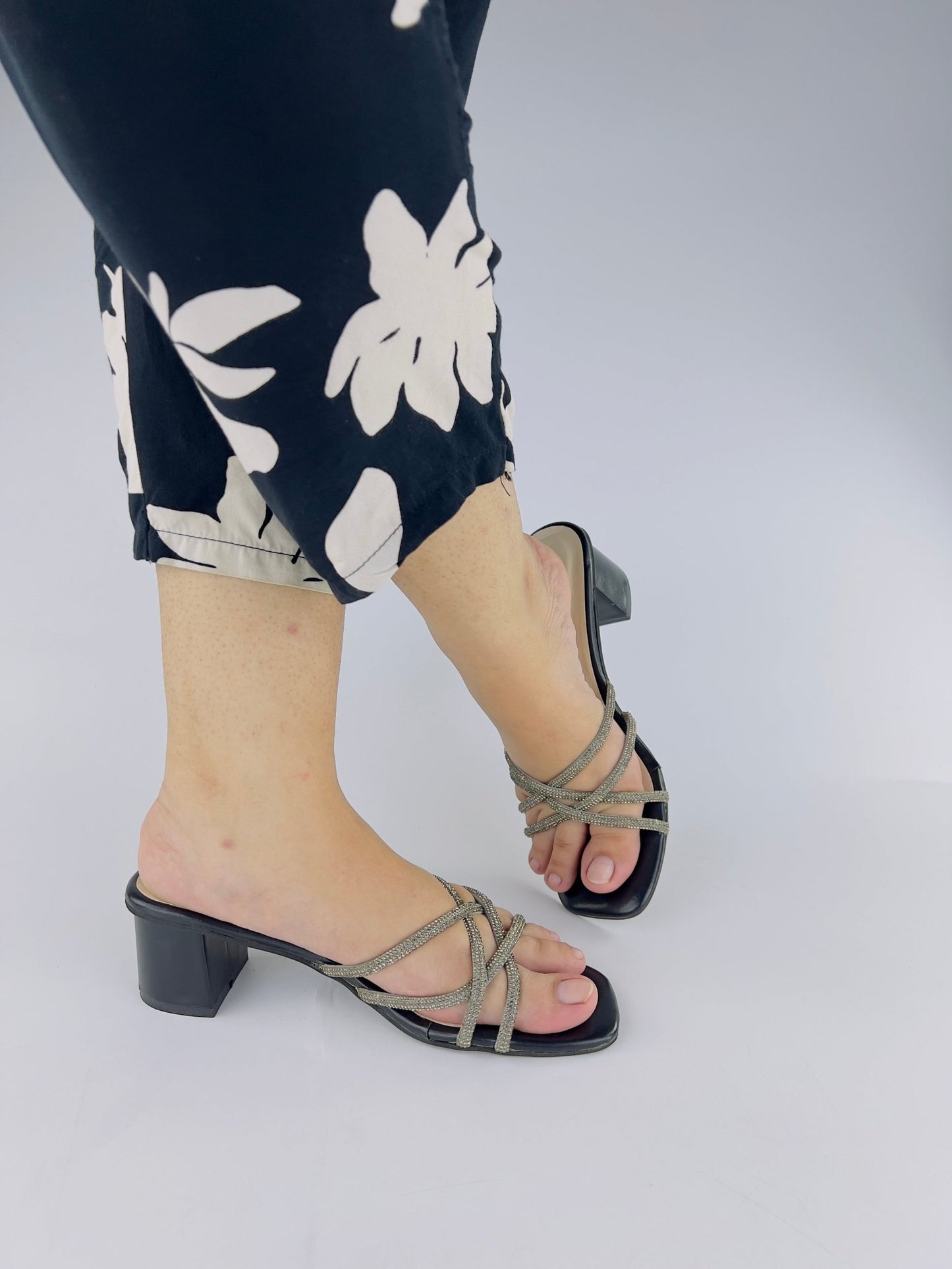 Alba Black (11052) - Spunkz