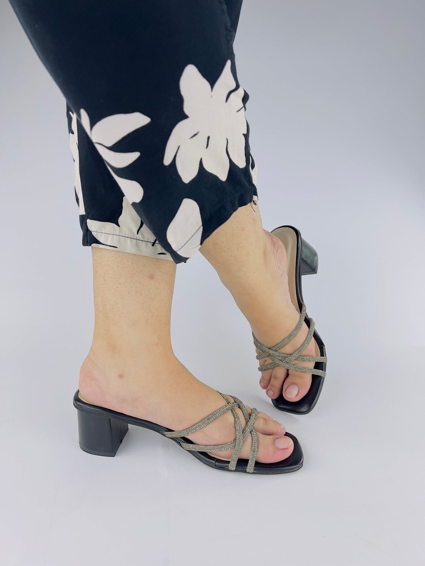 Alba Black (11052) - Spunkz