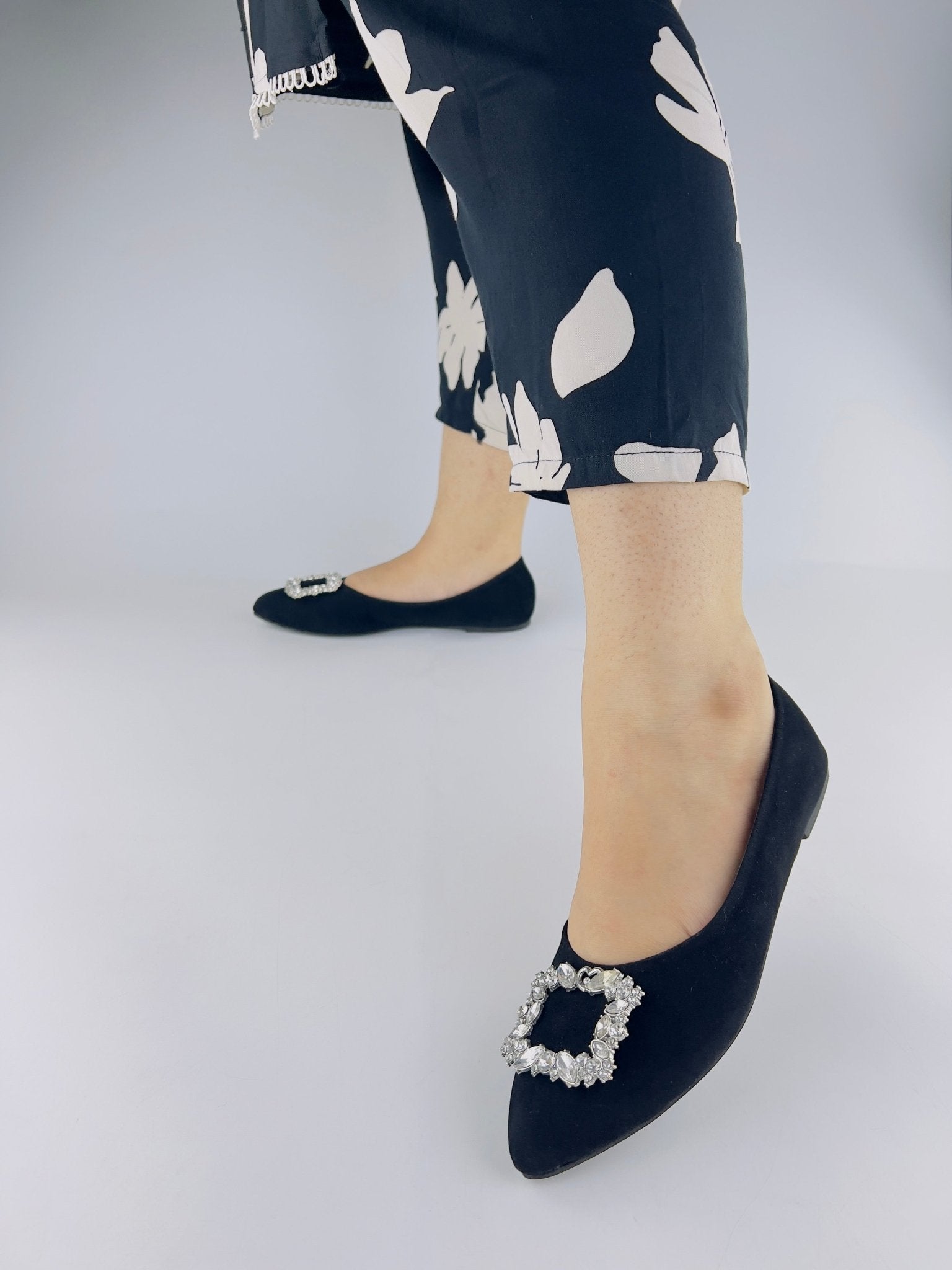 Myla Black Velvet Pump Shoes - Spunkz