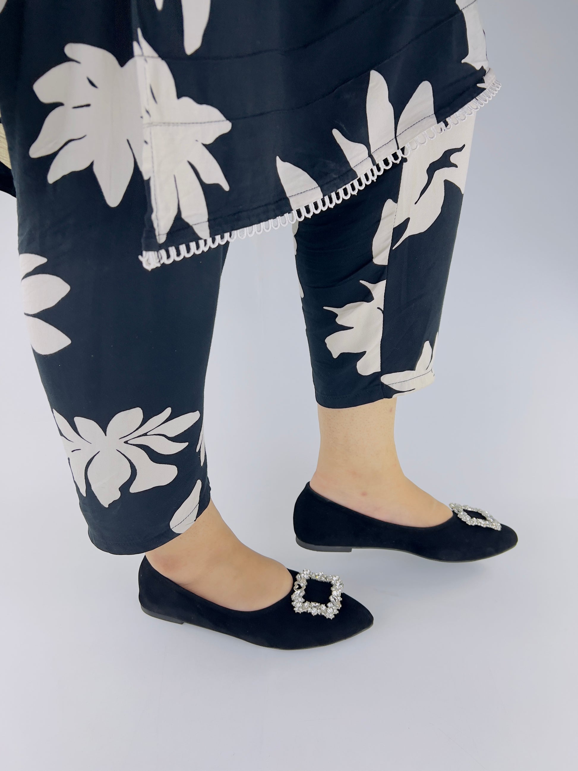 Myla Black Velvet Pump Shoes - Spunkz