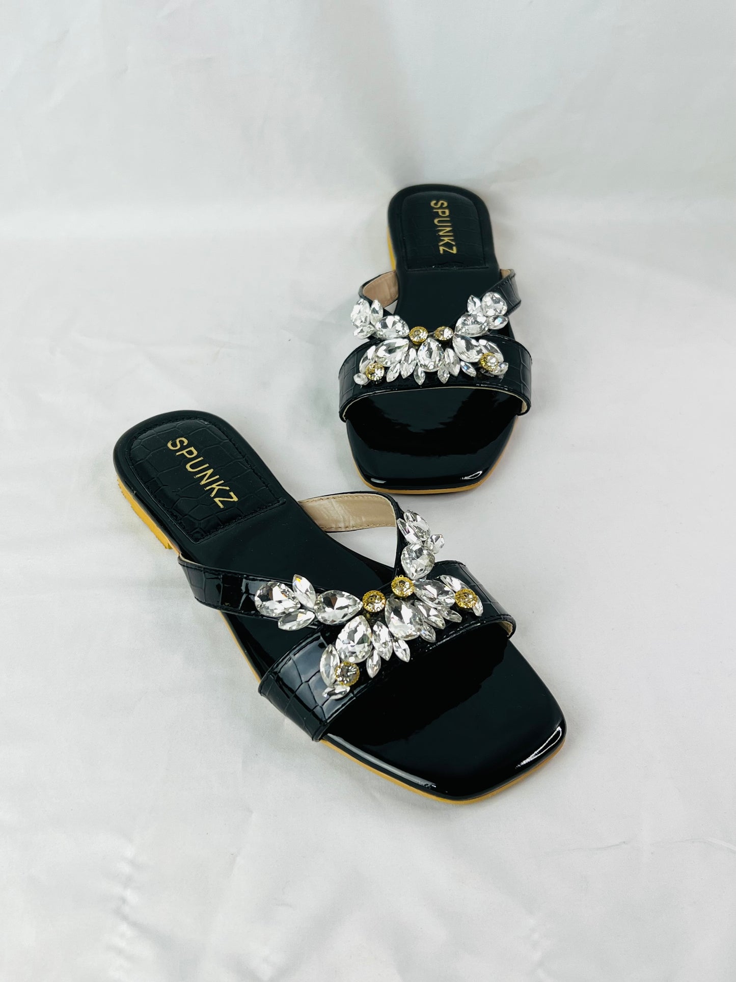Diamond Stones Slippers