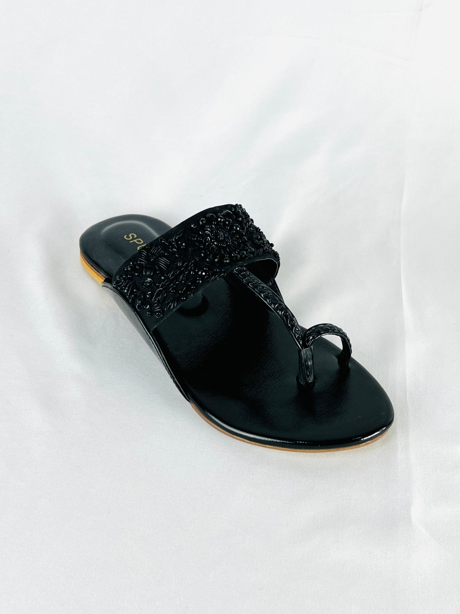 Kolhapuri Chappal (Black) - Spunkz