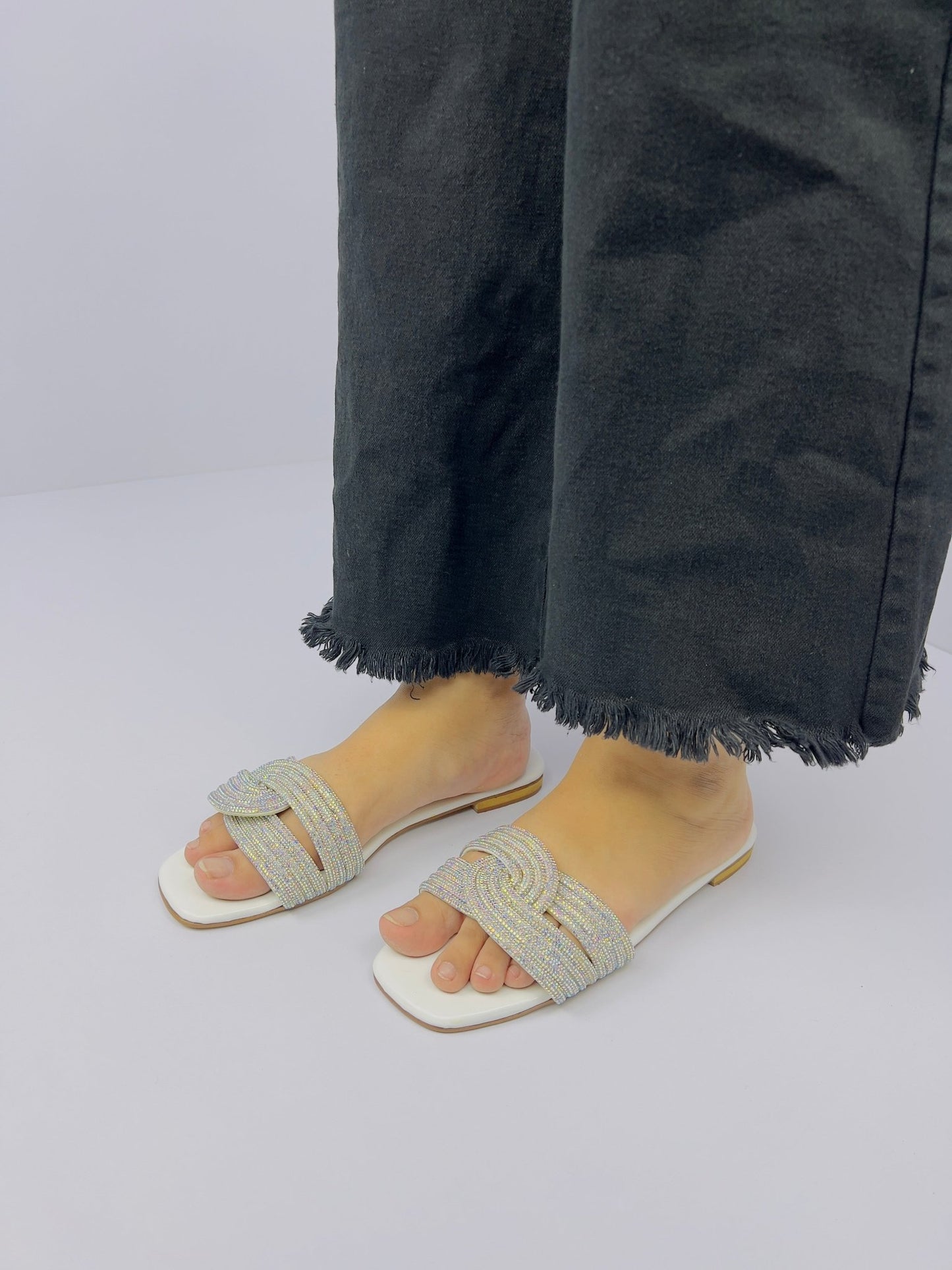 Diamanté White Flat Slides - Spunkz