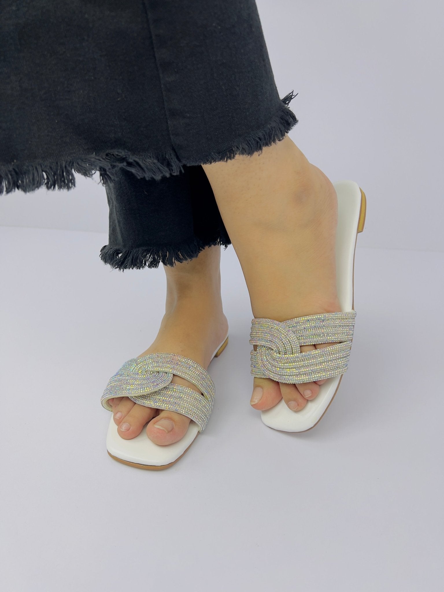 Diamanté White Flat Slides - Spunkz