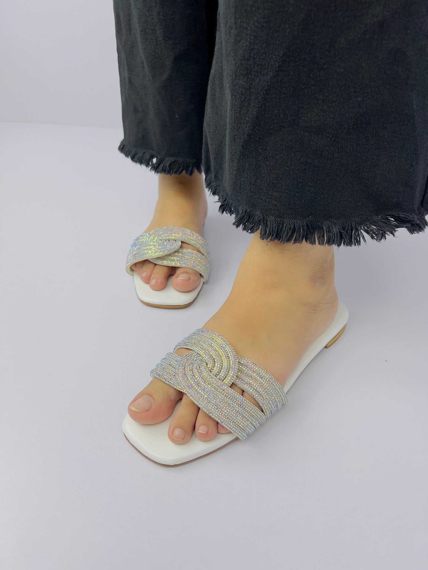 Diamanté White Flat Slides - Spunkz