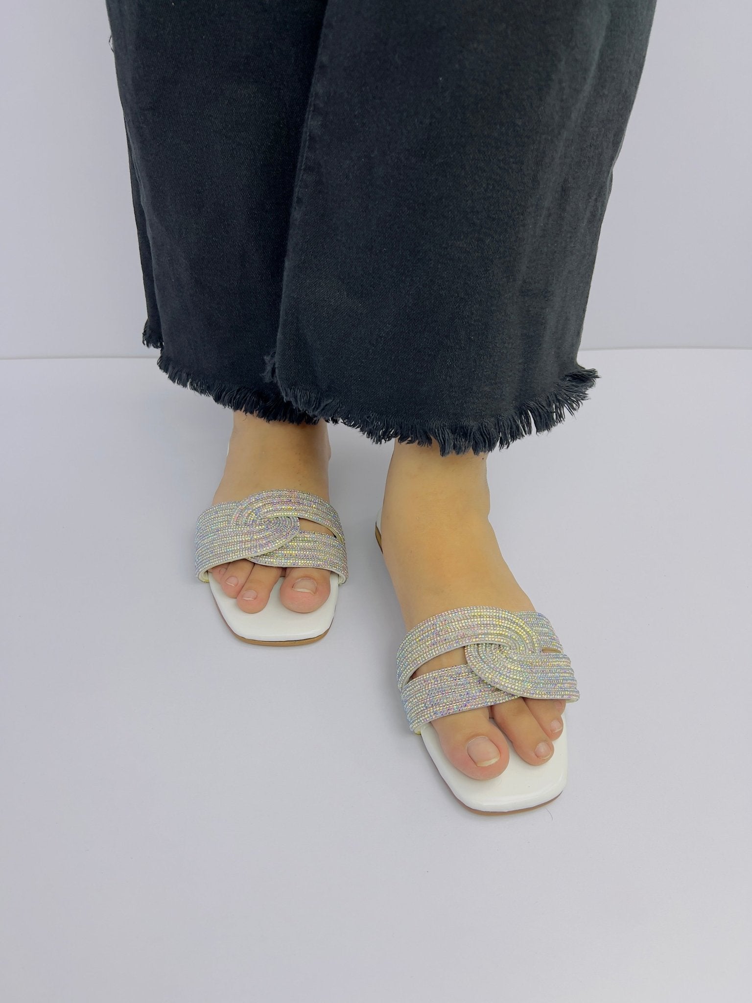 Diamanté White Flat Slides - Spunkz
