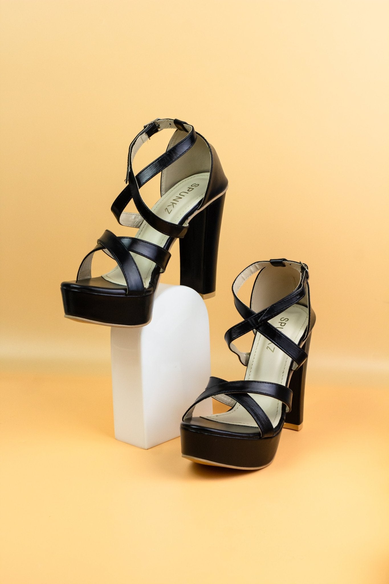 Strappy Black (11057) - Spunkz