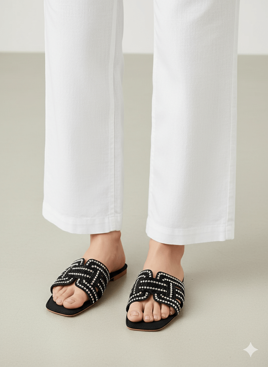 Rhinestone Straps Black Slipper - Spunkz