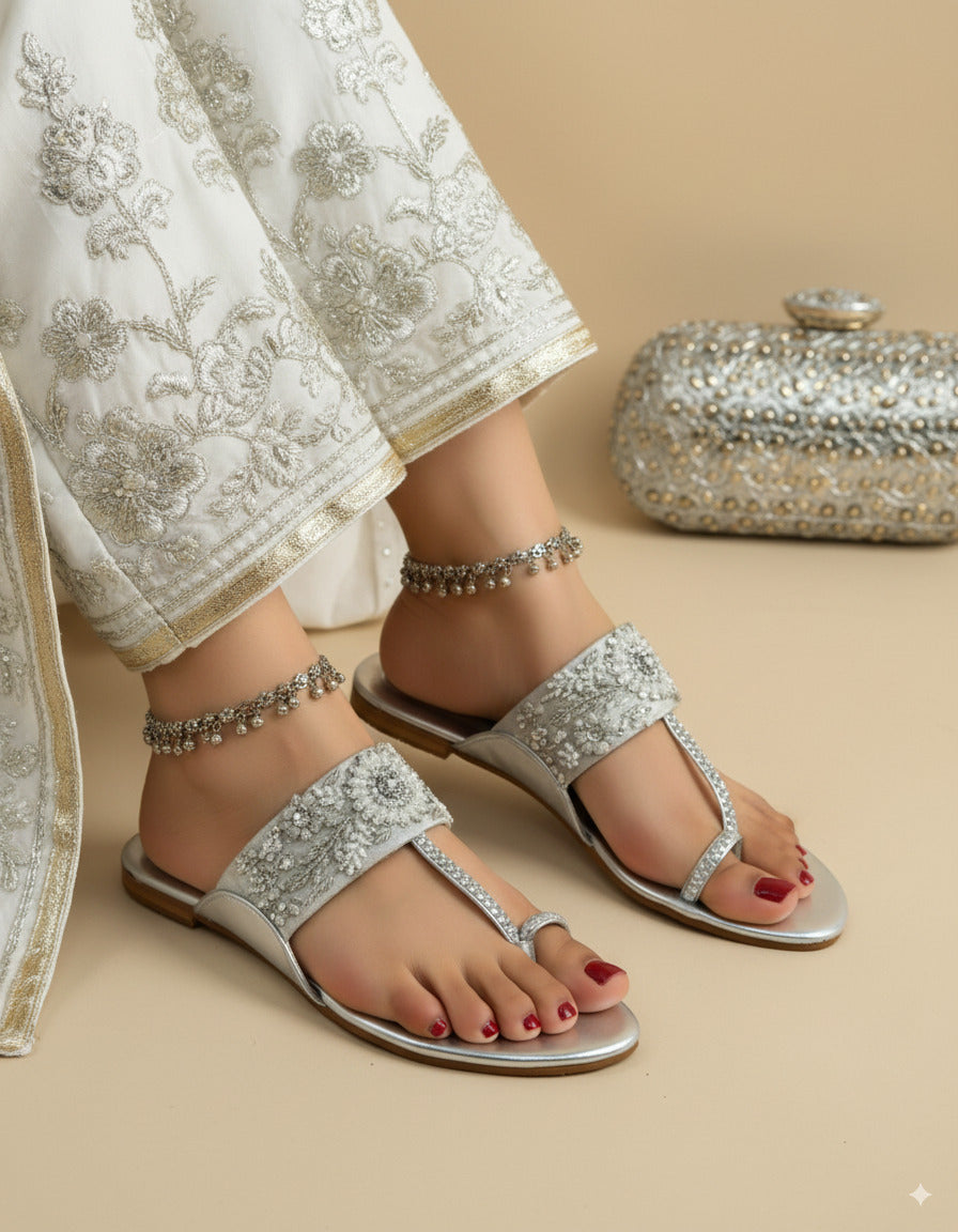 Kolhapuri Chappal (Silver)