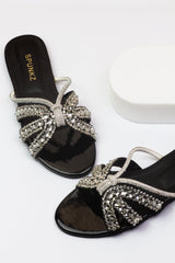 Kali Black Slippers (11037) - Spunkz