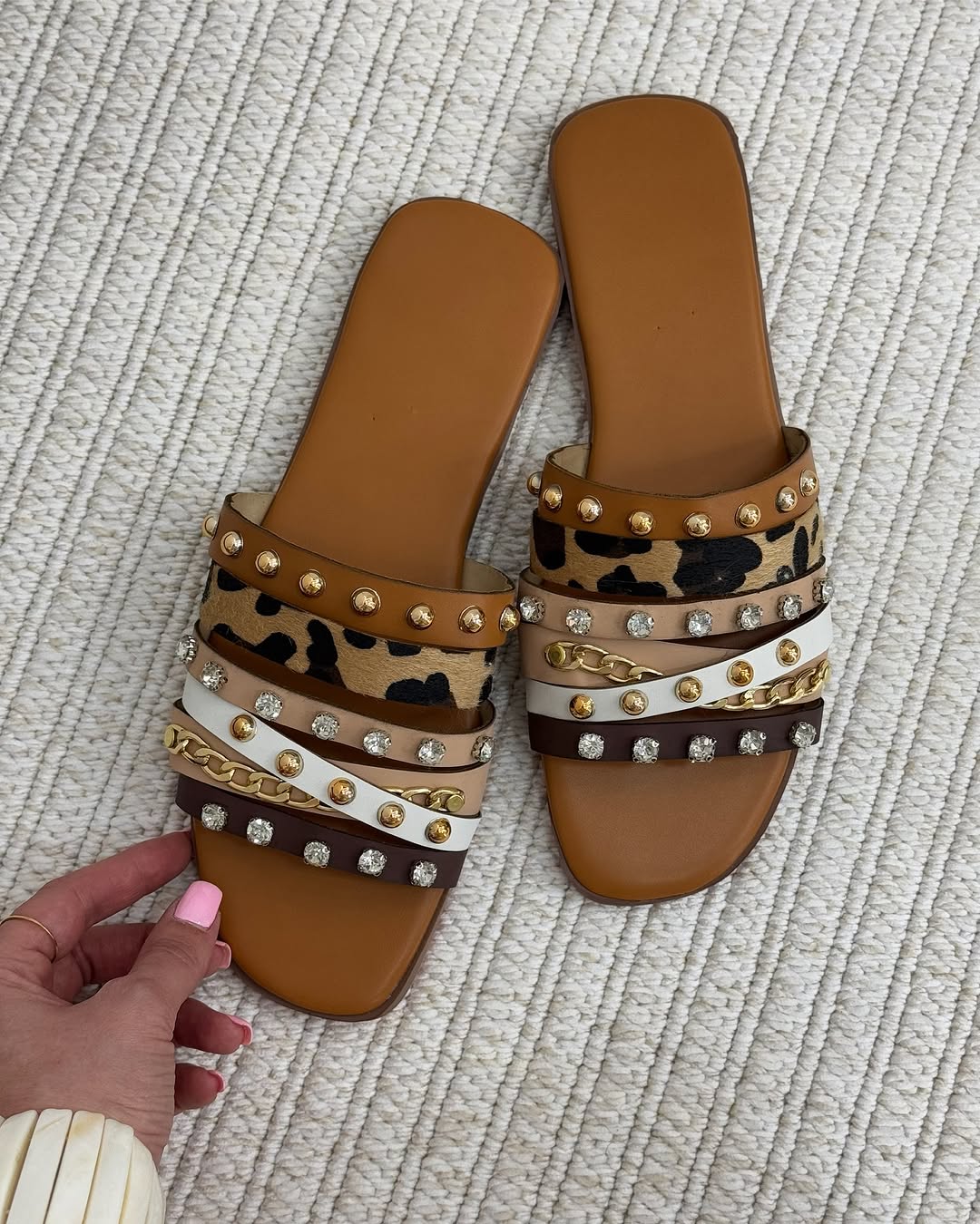 Leopard Strap Slippers (Brown)