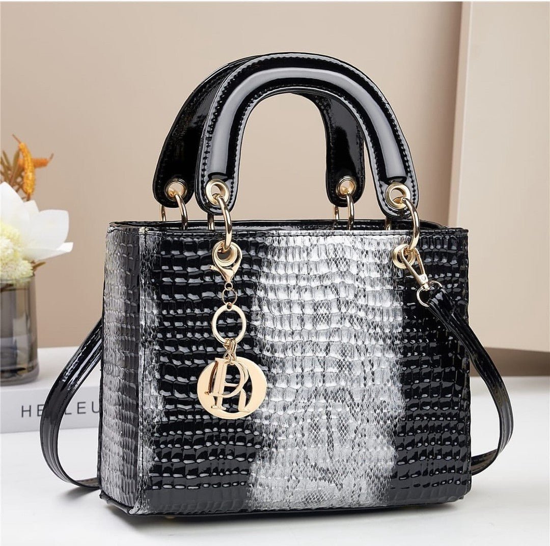 Leather Pattern Handbag - Spunkz