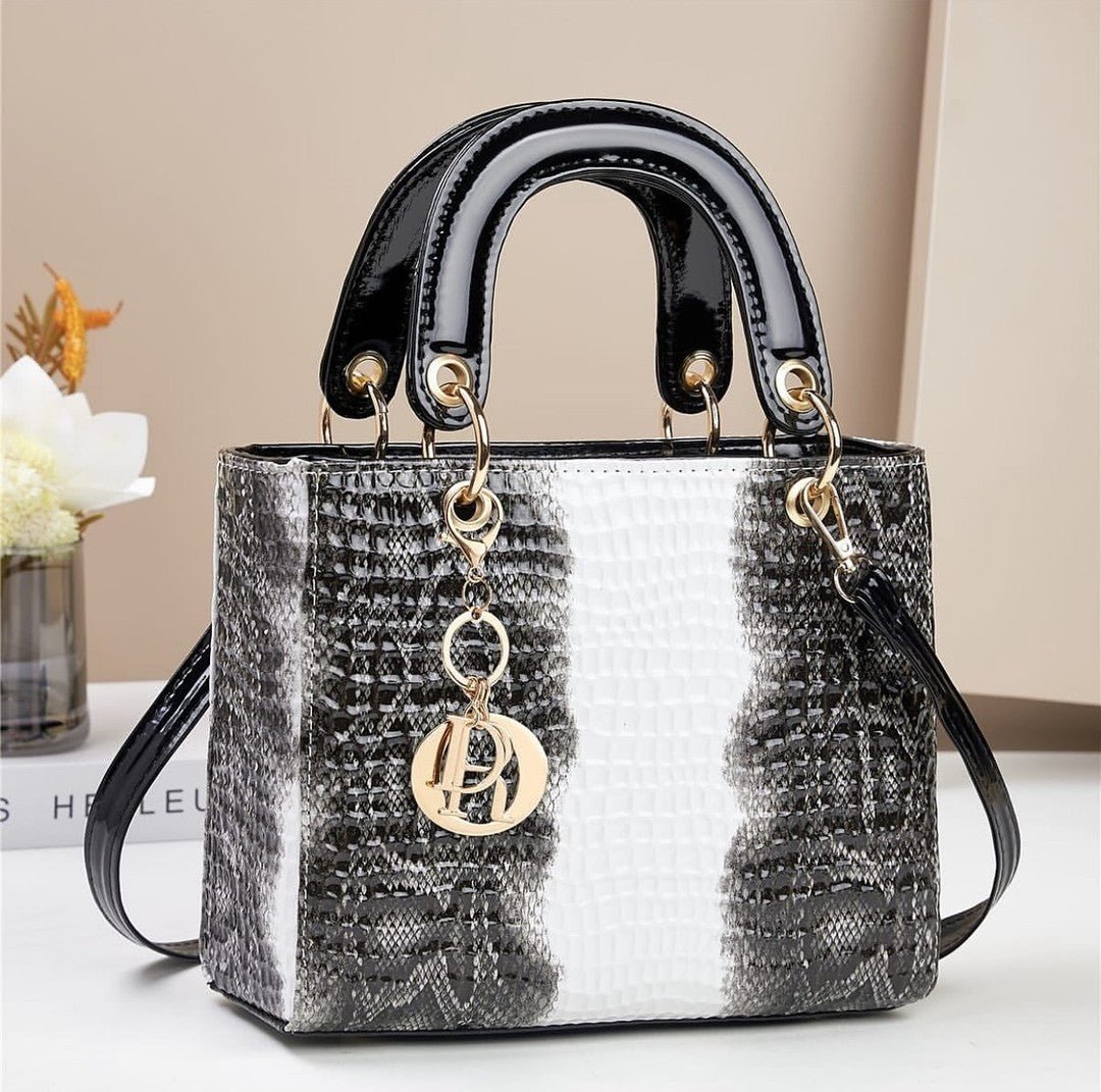 Leather Pattern Handbag - Spunkz