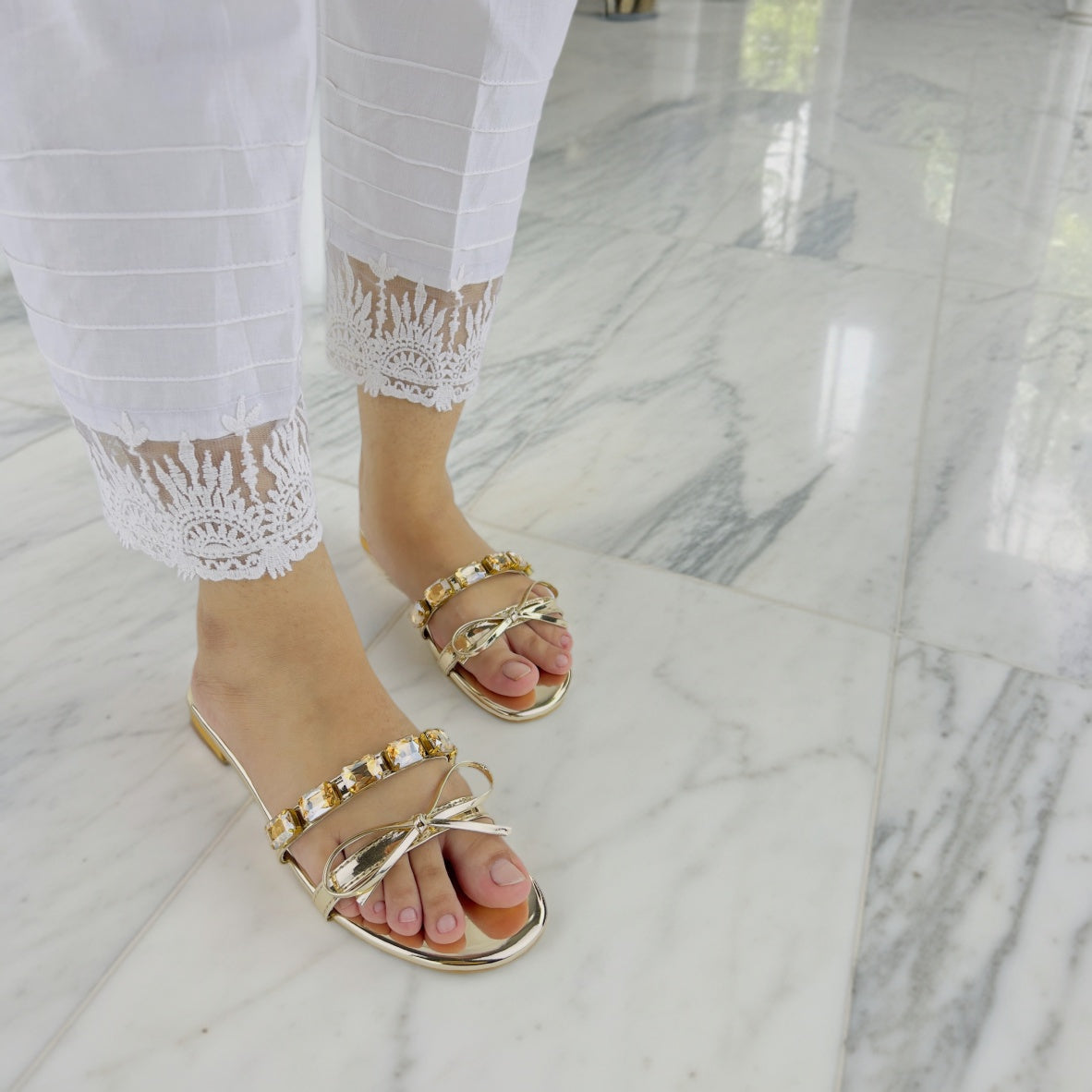 Myra Gold (11070)