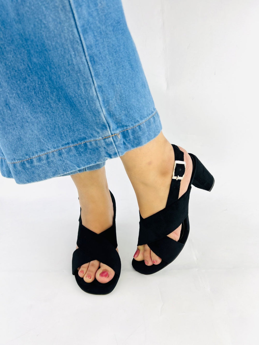 Black Sandals (11024) - Spunkz