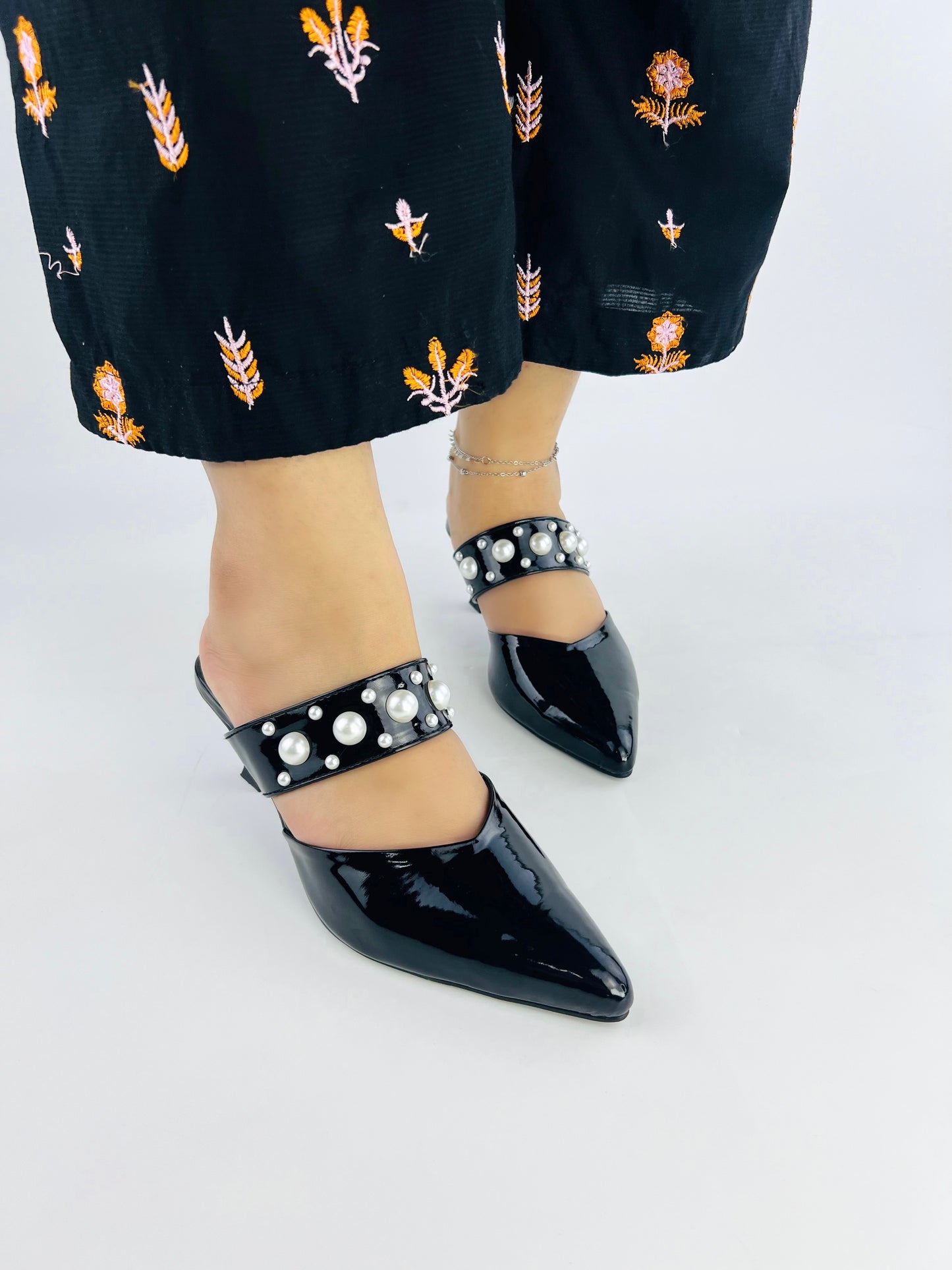 Spunkz Shiny Black Pearls Decor Pointed Toe Open Back Mules