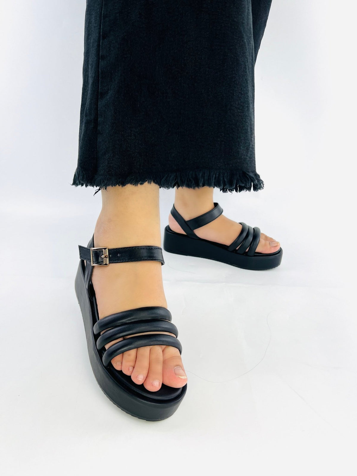 Black Wedge (11027) - Spunkz