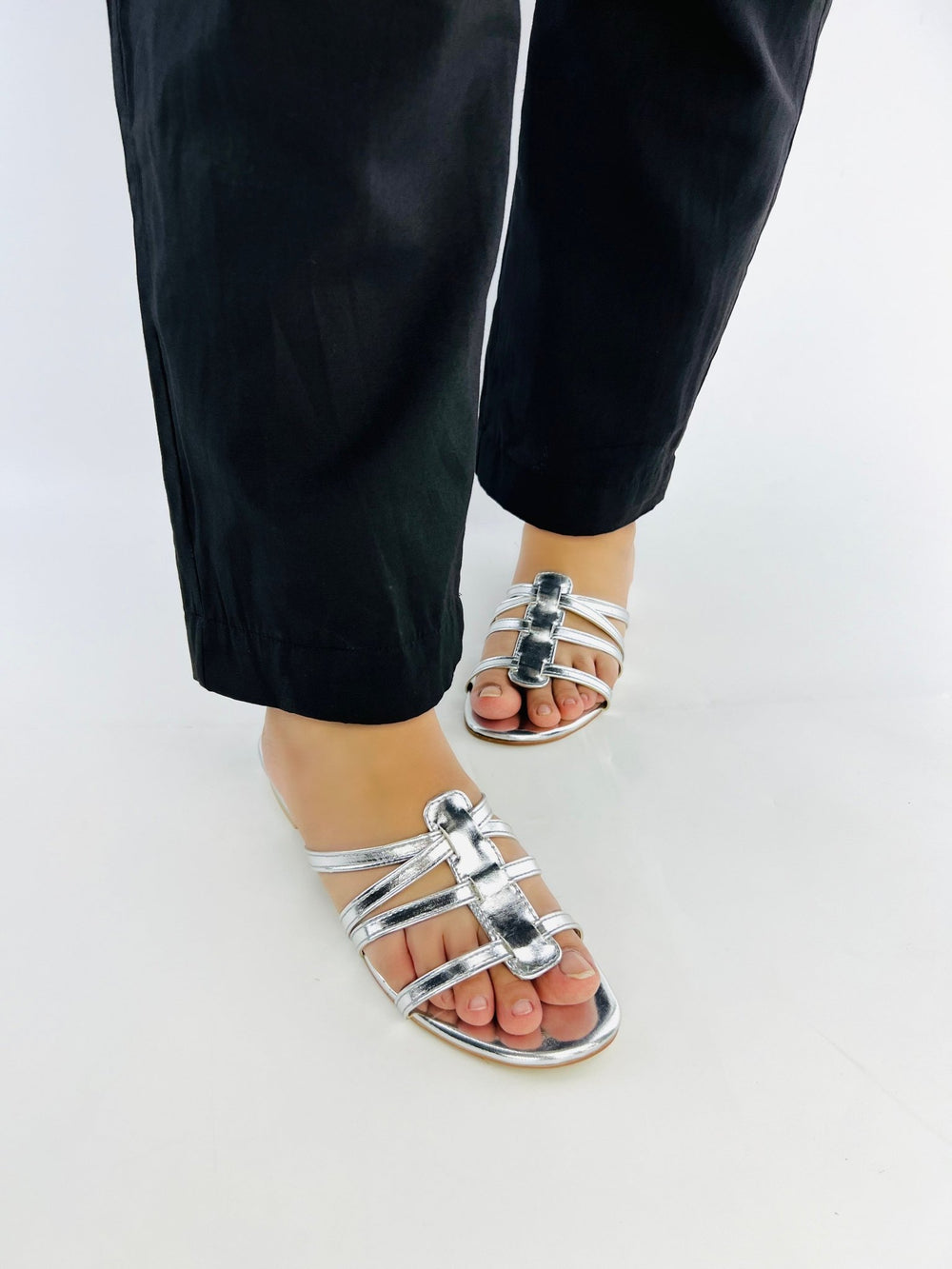 Bella Silver flat sandals (11075) - Spunkz