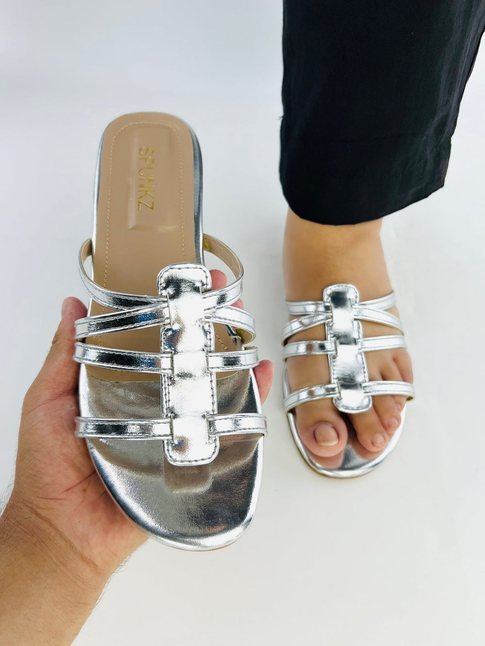 Bella Silver flat sandals (11075) - Spunkz