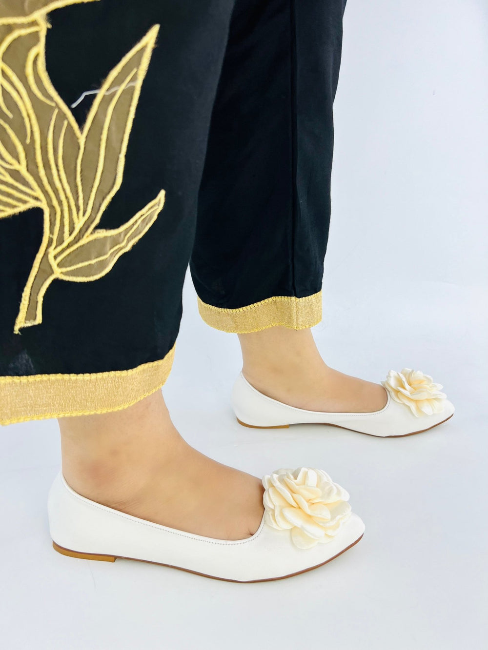 Silk Flower Pumps (11045) - Spunkz