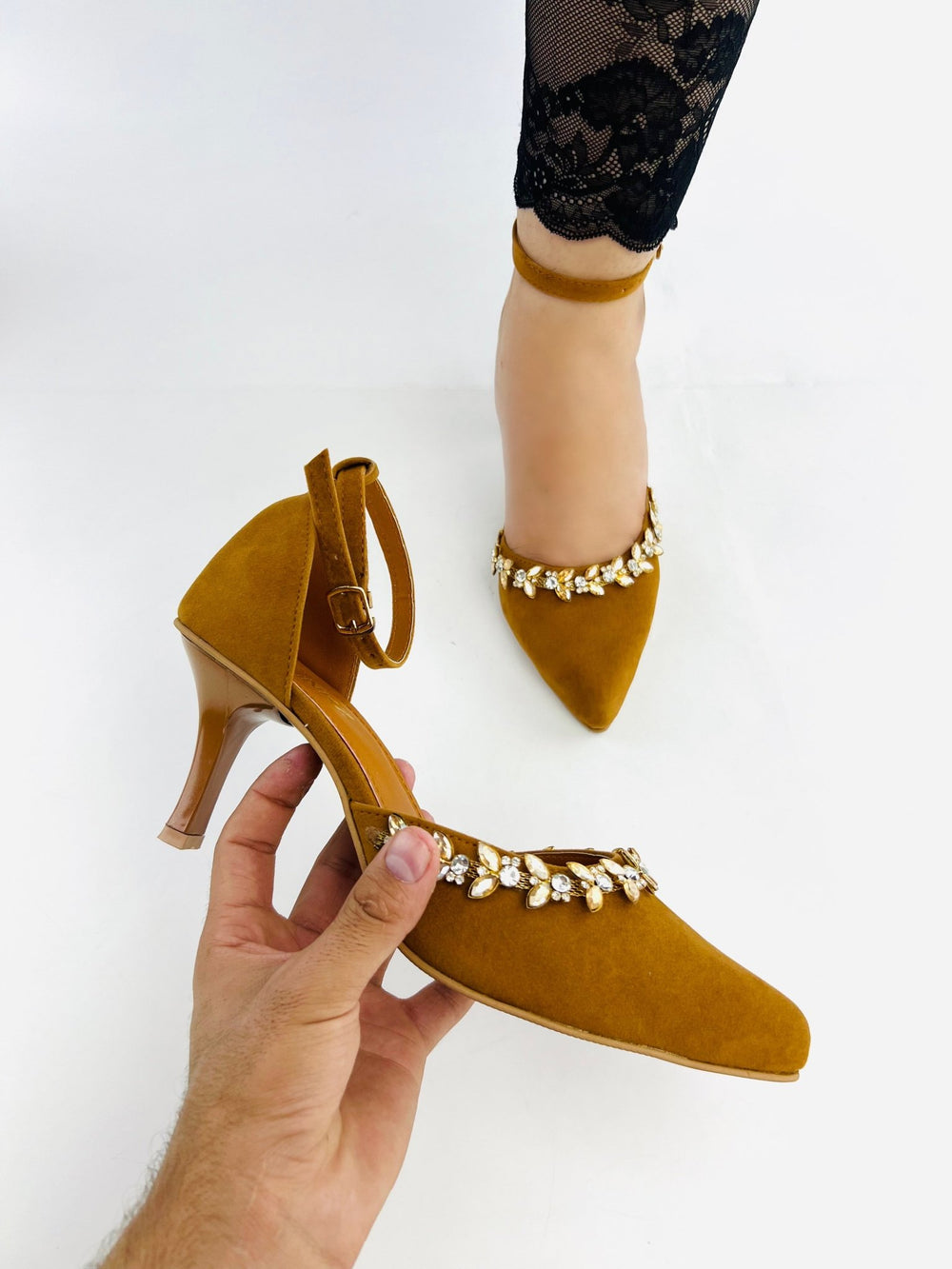 Petal Brown - Spunkz